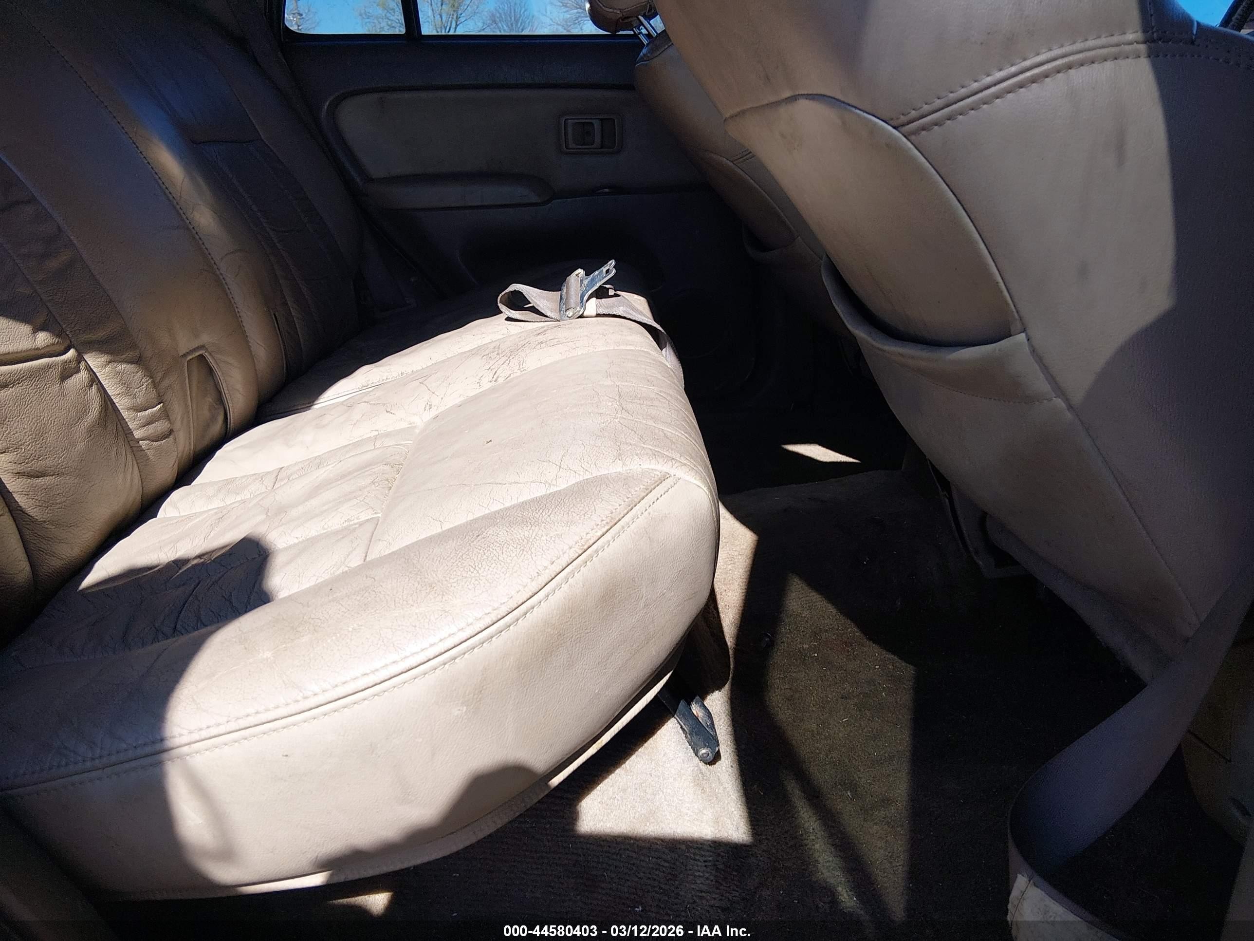 2000 Toyota 4runner Limited V6 Red vin: JT3HN87R4Y9036003
