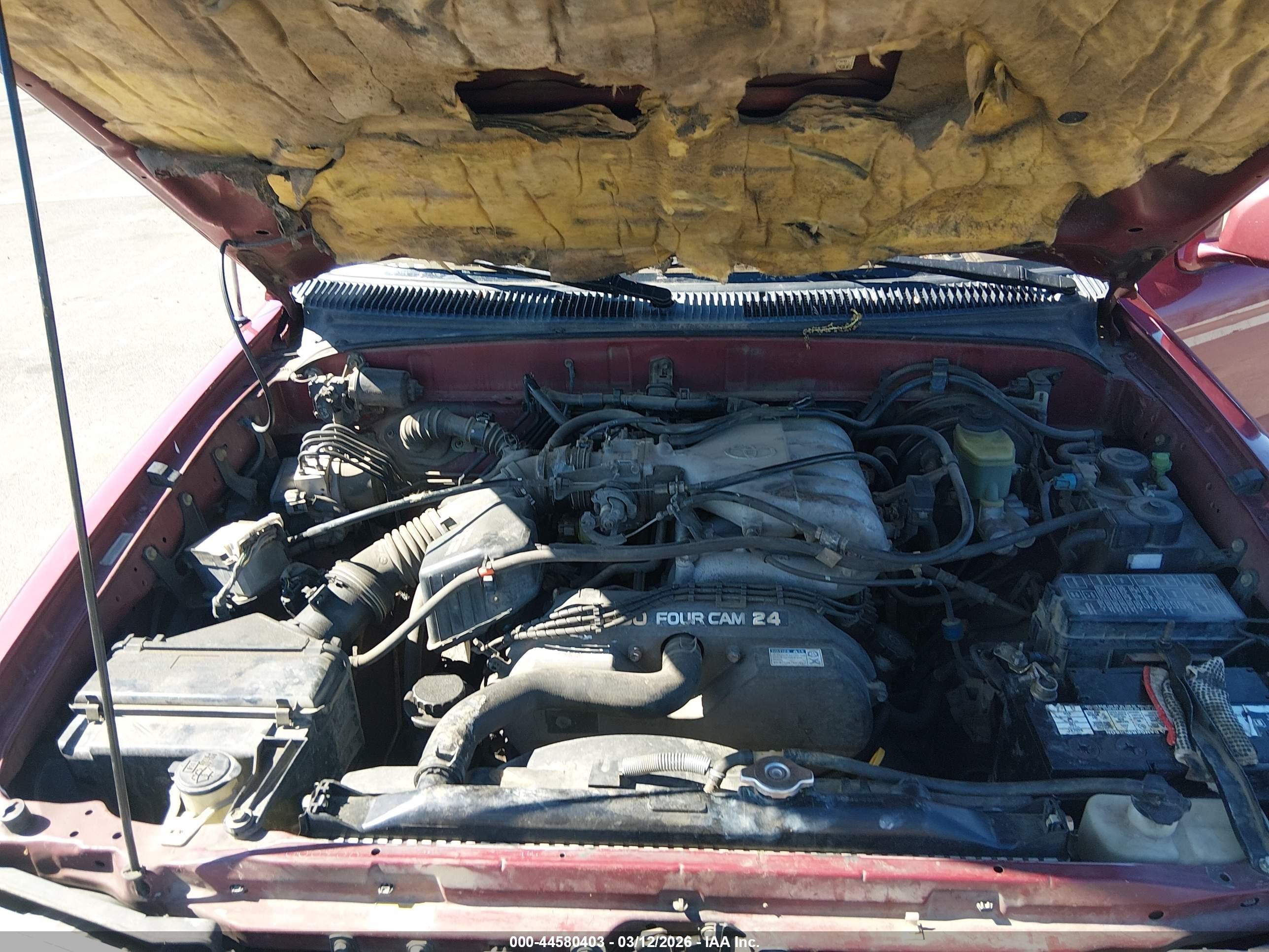 2000 Toyota 4runner Limited V6 Red vin: JT3HN87R4Y9036003
