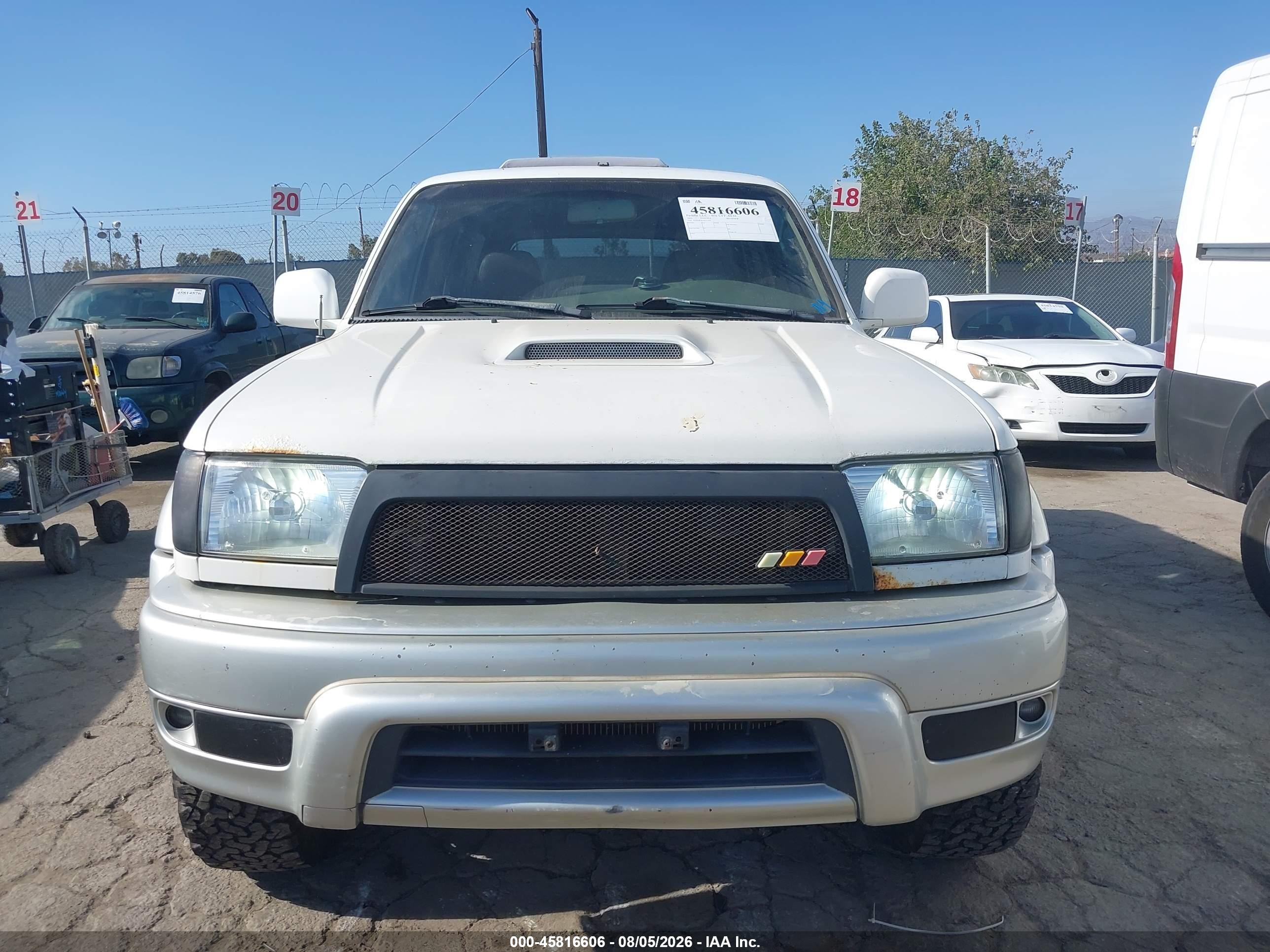 2001 Toyota 4runner Limited V6 White vin: JT3HN87R510331492