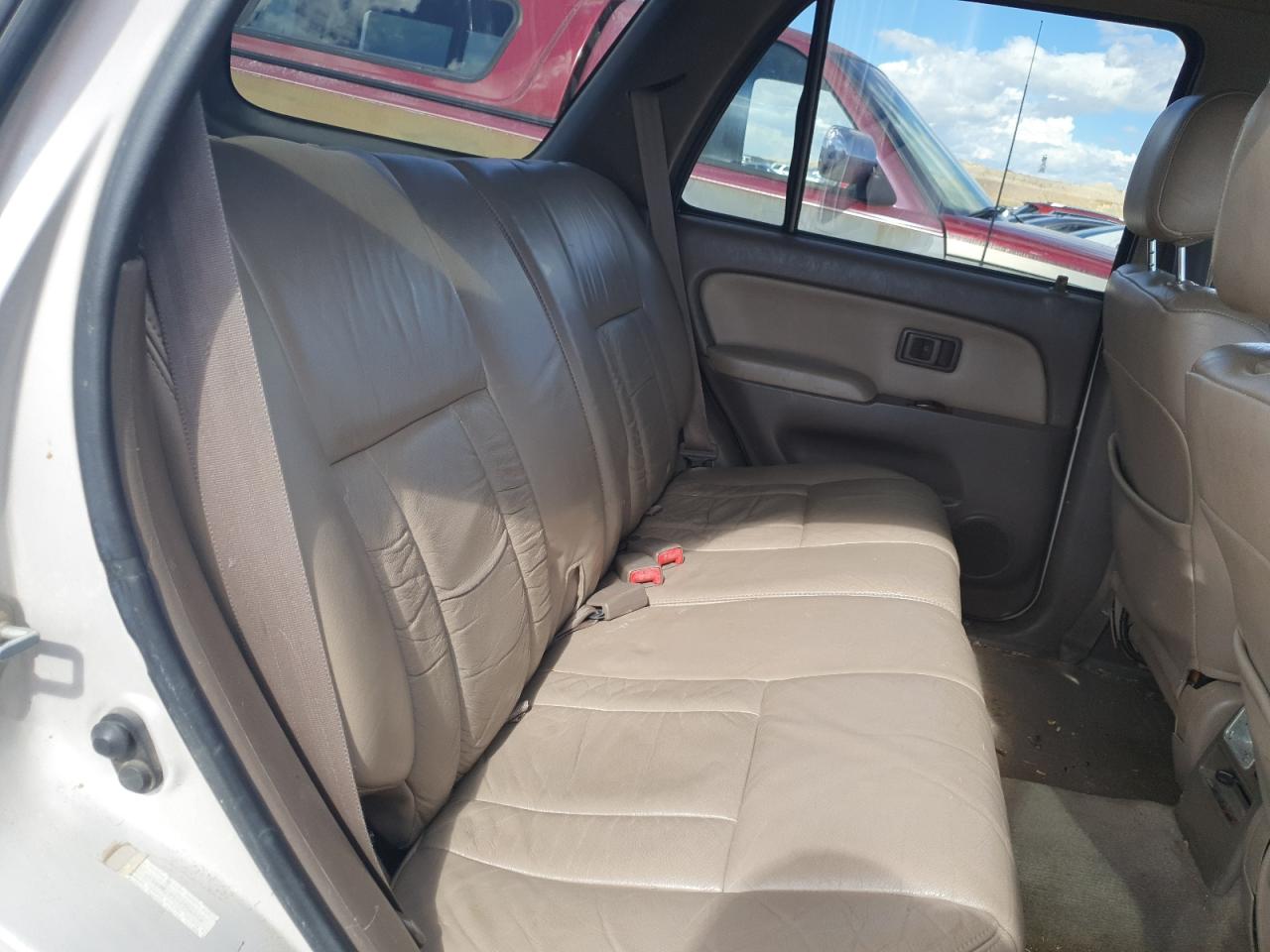 1997 Toyota 4runner Limited Silver vin: JT3HN87R5V9004916