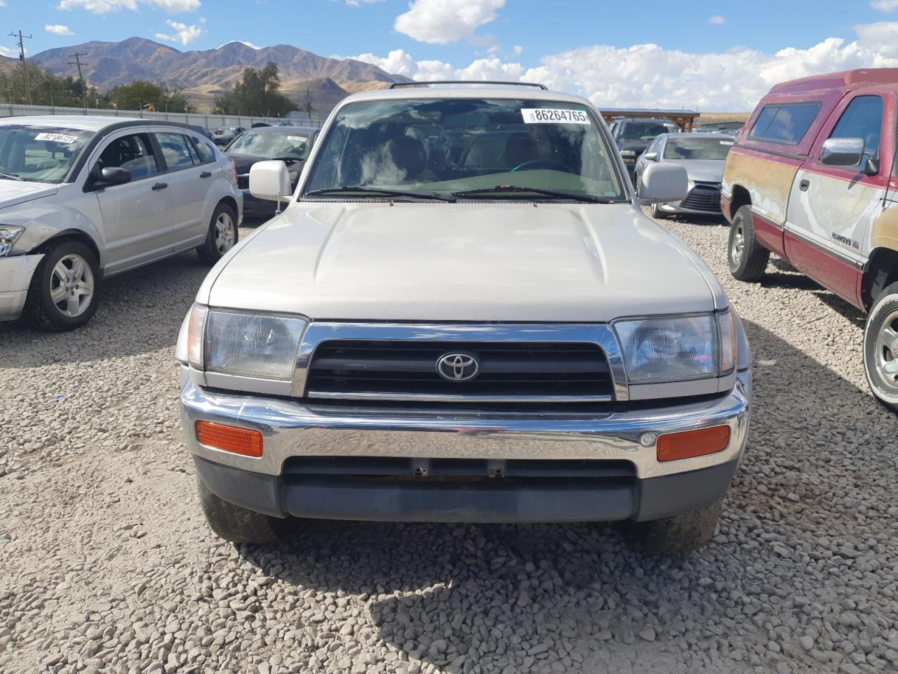 1997 Toyota 4runner Limited Silver vin: JT3HN87R5V9004916