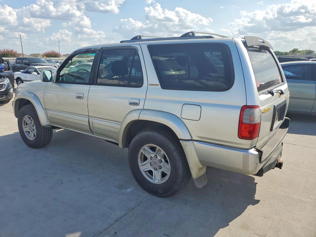 2000 Toyota 4runner Limited Gold vin: JT3HN87R5Y0273006