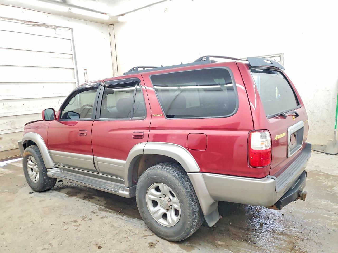 2002 Toyota 4runner Limited Burgundy vin: JT3HN87R620368181
