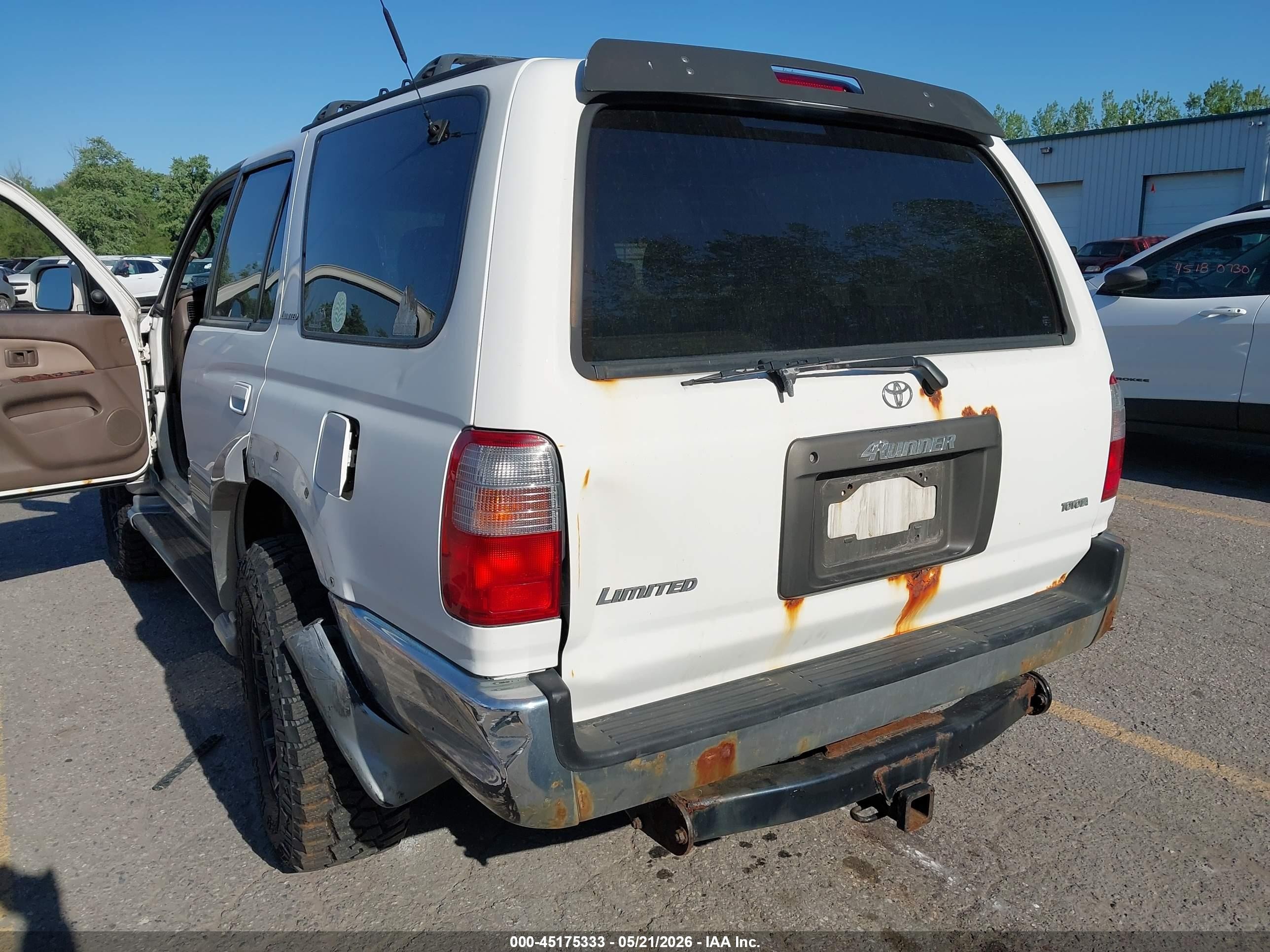 1996 Toyota 4runner Limited White vin: JT3HN87R6T0003436