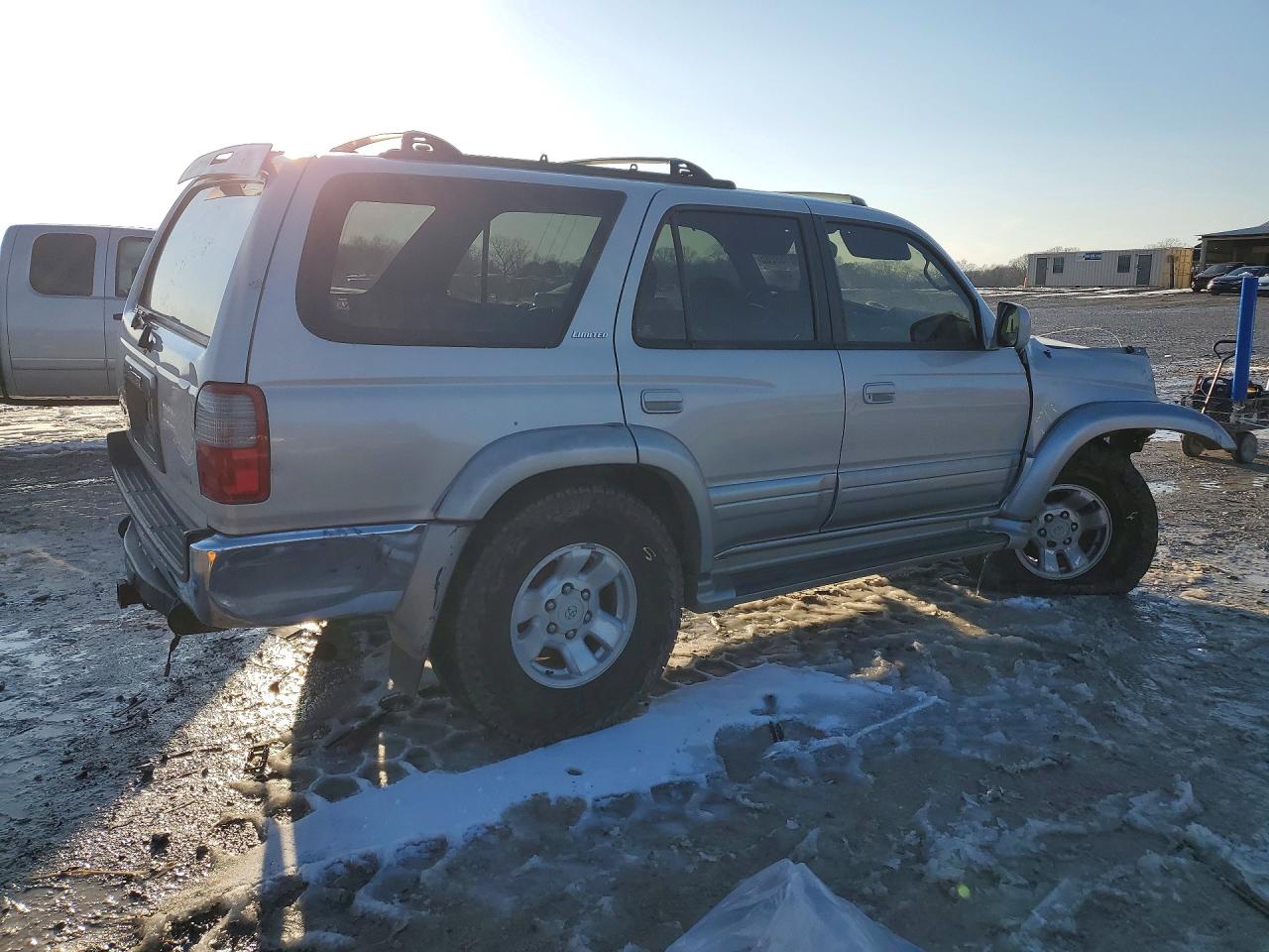1997 Toyota 4runner Limited Silver vin: JT3HN87R6V0117827