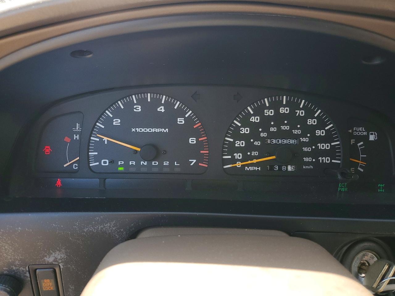 1998 Toyota 4runner Limited Silver vin: JT3HN87R7W0146898