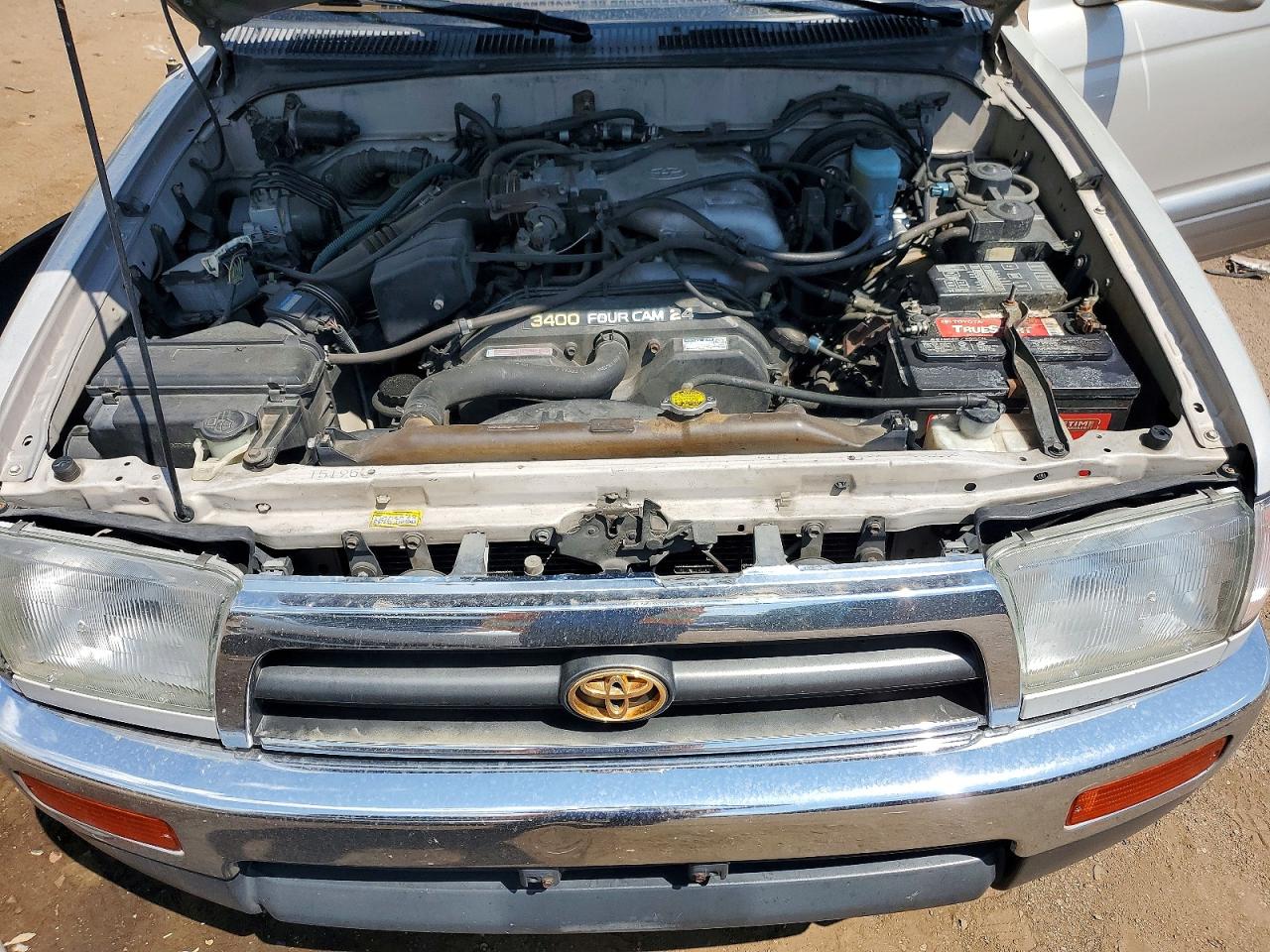 1998 Toyota 4runner Limited Silver vin: JT3HN87R7W0146898