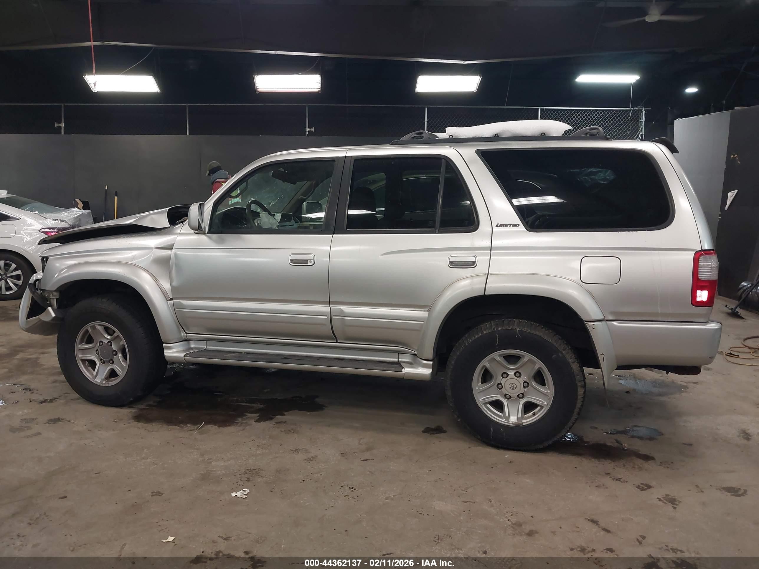 1999 Toyota 4runner Limited V6 Silver vin: JT3HN87R7X9024992