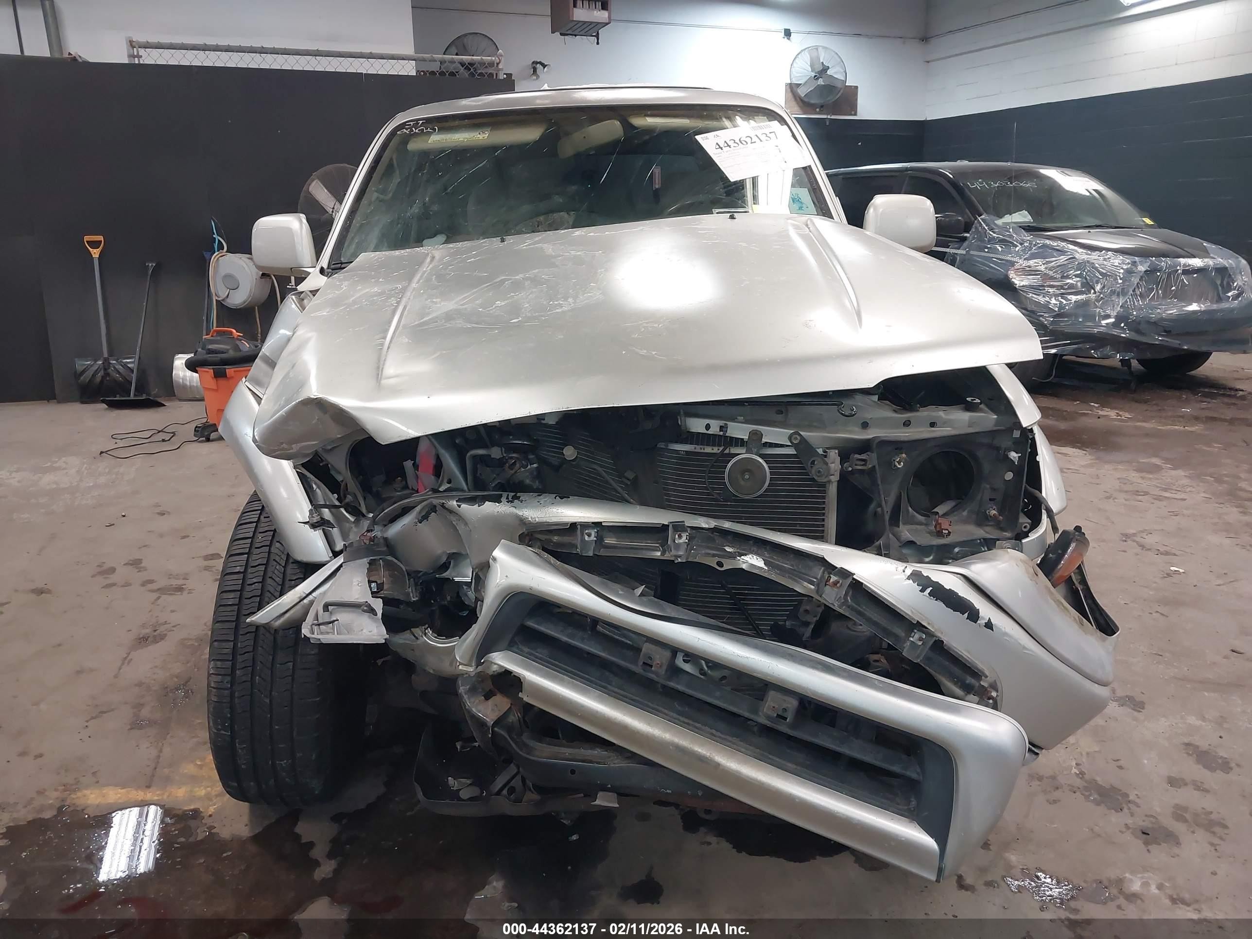 1999 Toyota 4runner Limited V6 Silver vin: JT3HN87R7X9024992