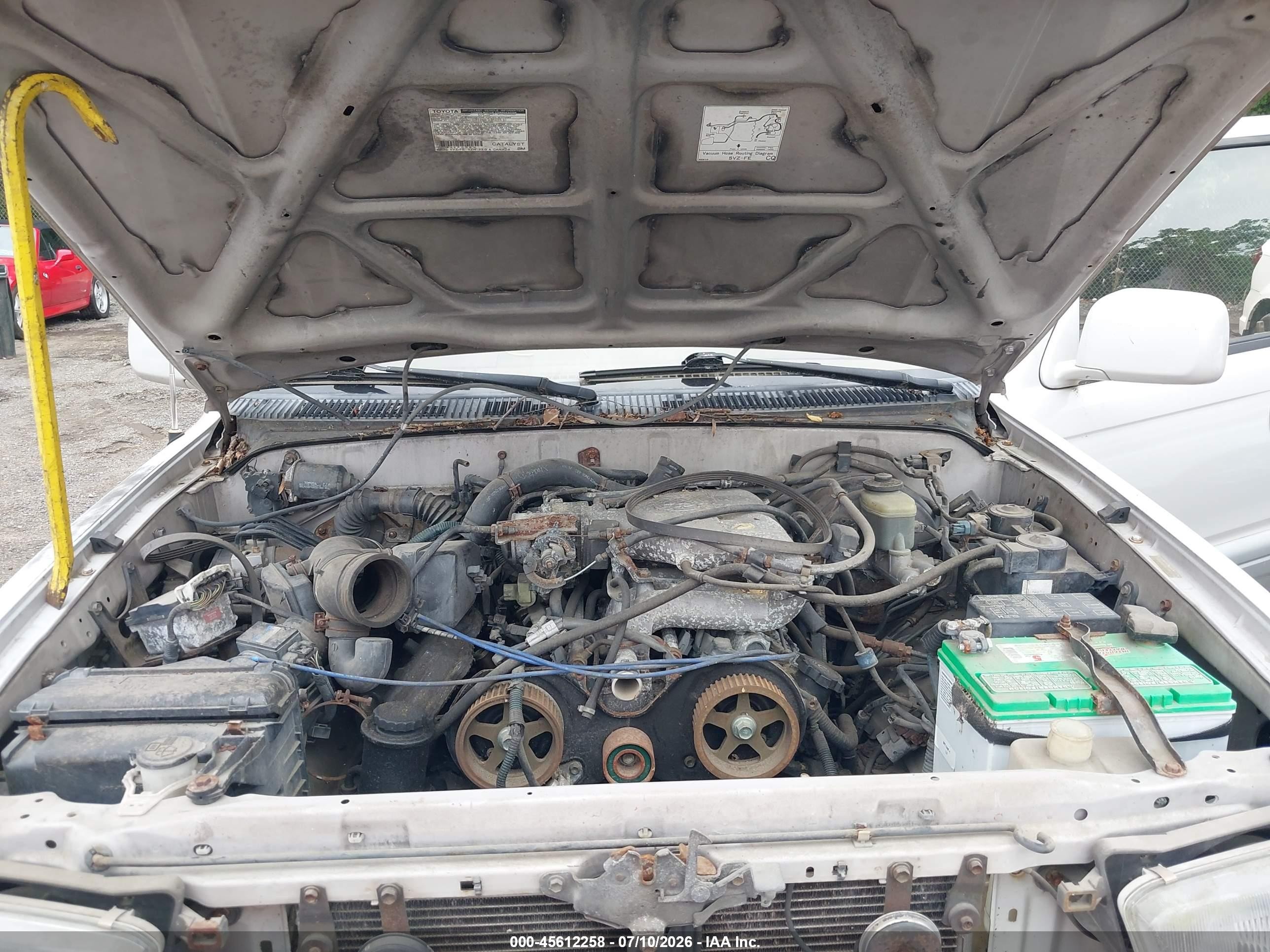1998 Toyota 4runner Sr5 V6 Limited Silver vin: JT3HN87R8W0133268
