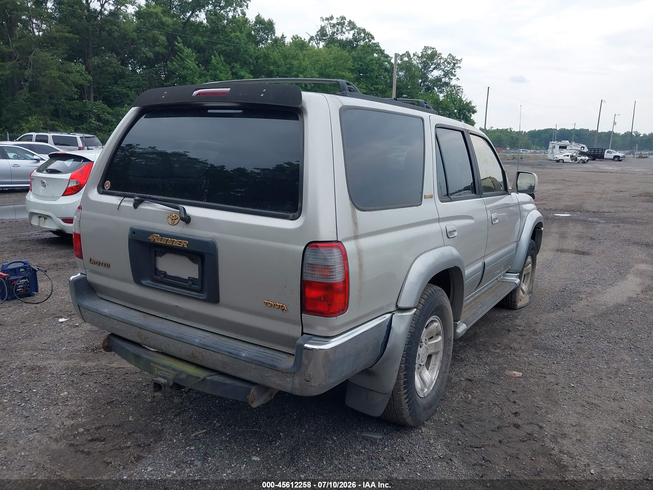 1998 Toyota 4runner Sr5 V6 Limited Silver vin: JT3HN87R8W0133268