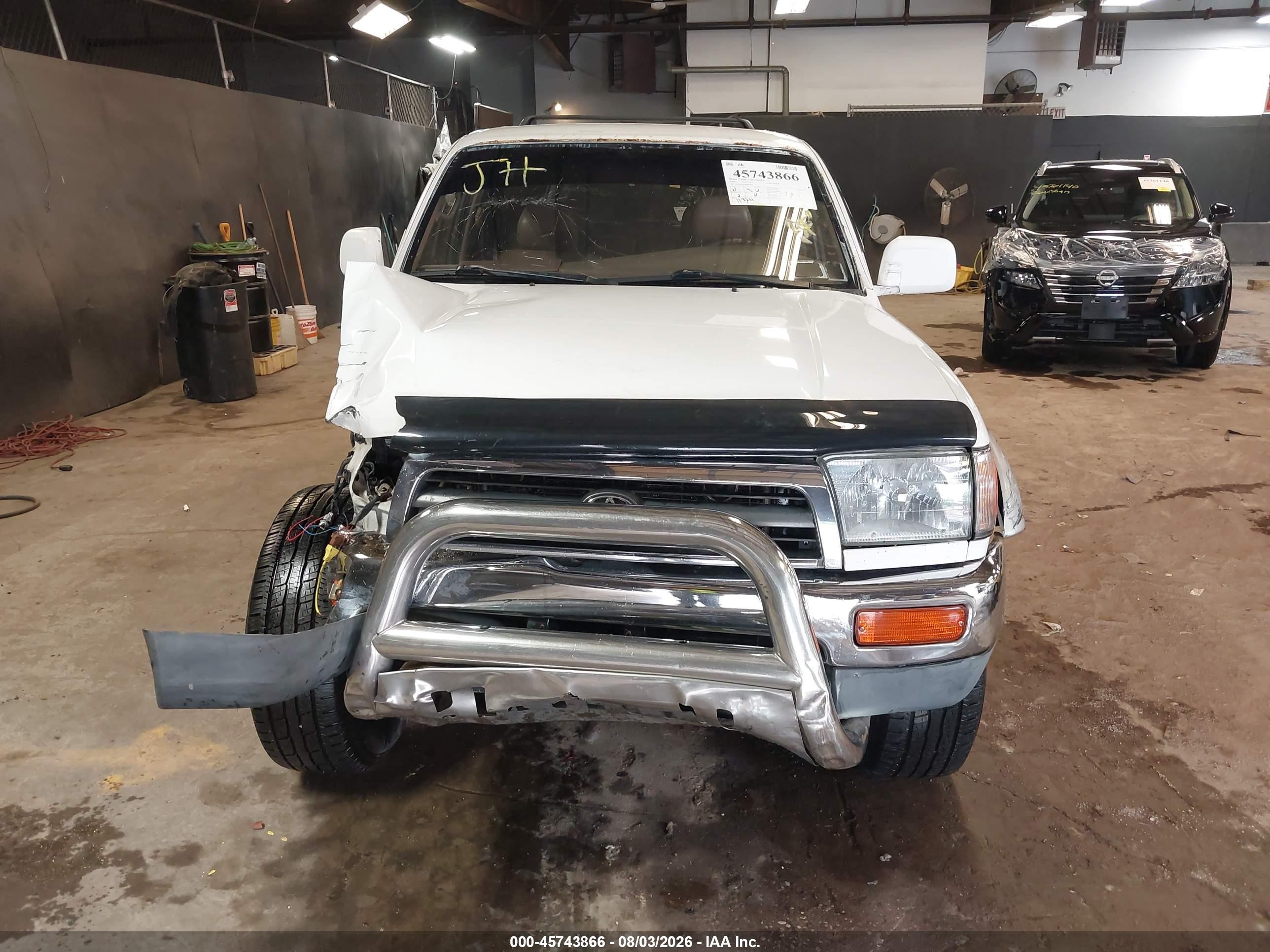 1998 Toyota 4runner Sr5 V6 Limited White vin: JT3HN87R8W9010842