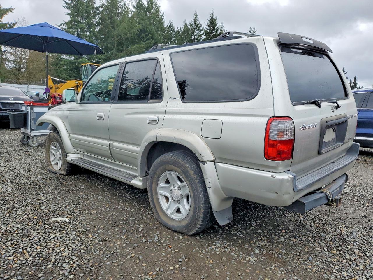 1999 Toyota 4runner Limited Silver vin: JT3HN87R8X9029439