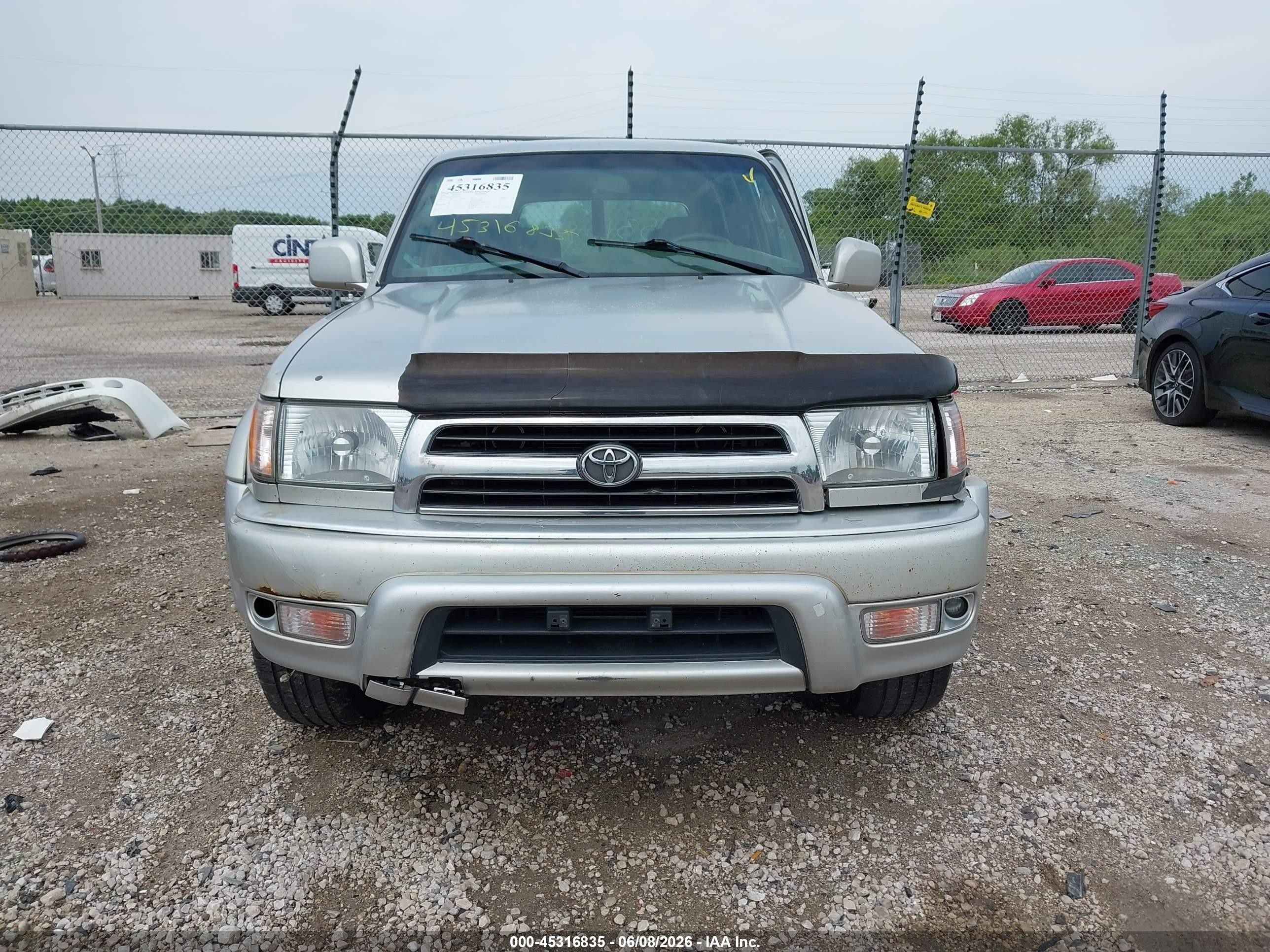 2000 Toyota 4runner Limited V6 Silver vin: JT3HN87R8Y9044363