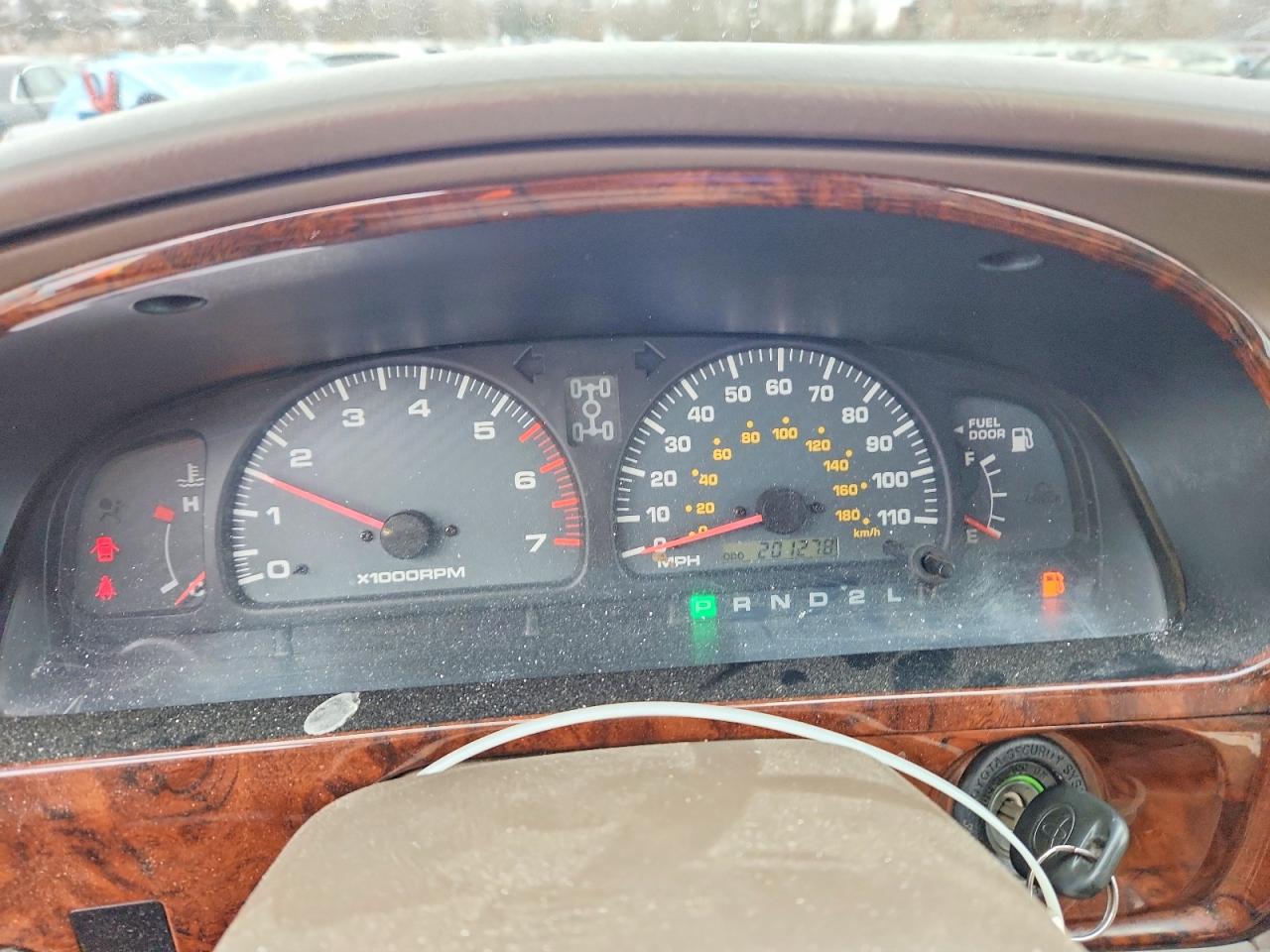 1999 Toyota 4runner Limited Серебряный vin: JT3HN87R9X9028154