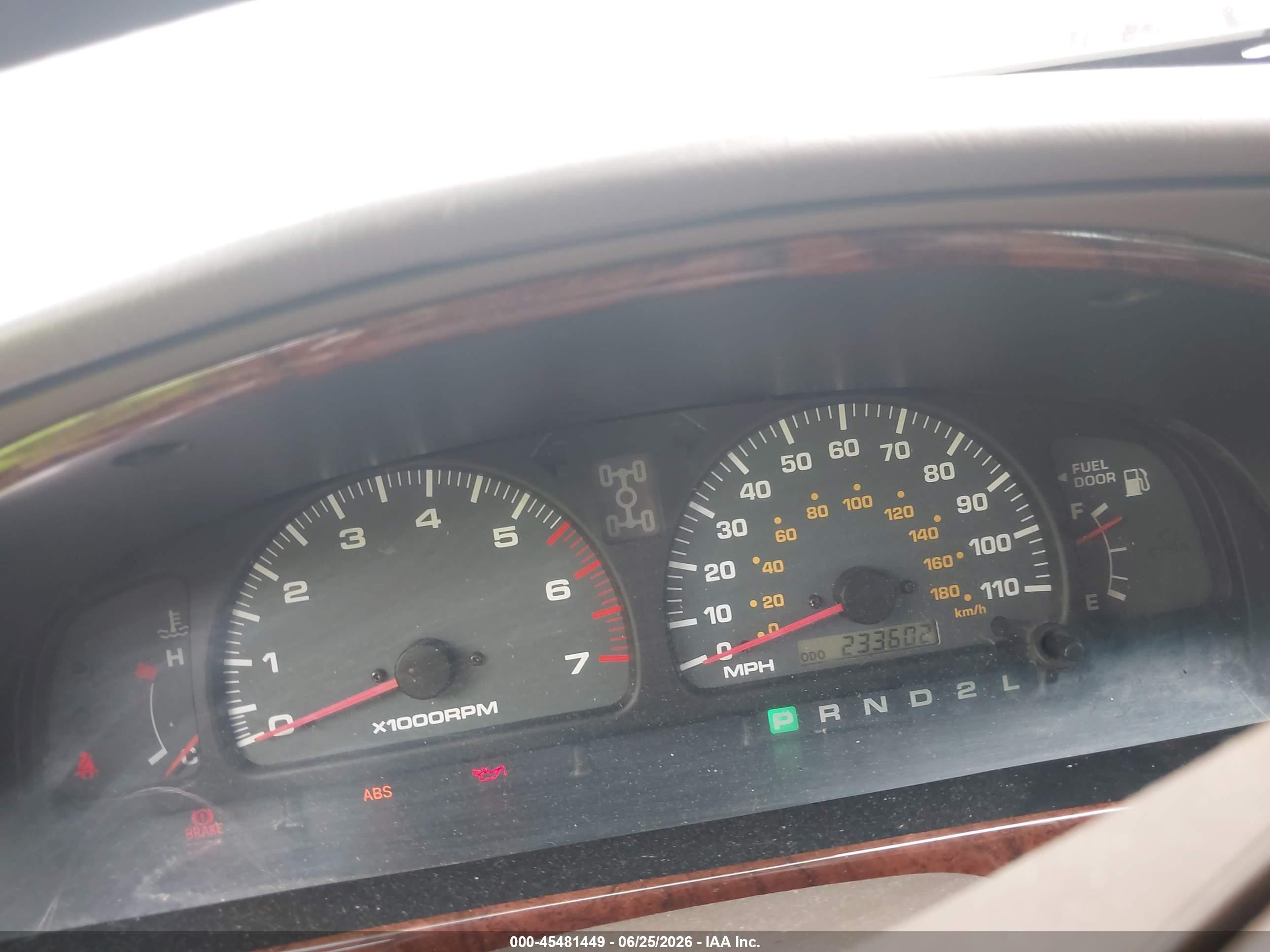 2000 Toyota 4runner Limited V6 Cream vin: JT3HN87R9Y9042718