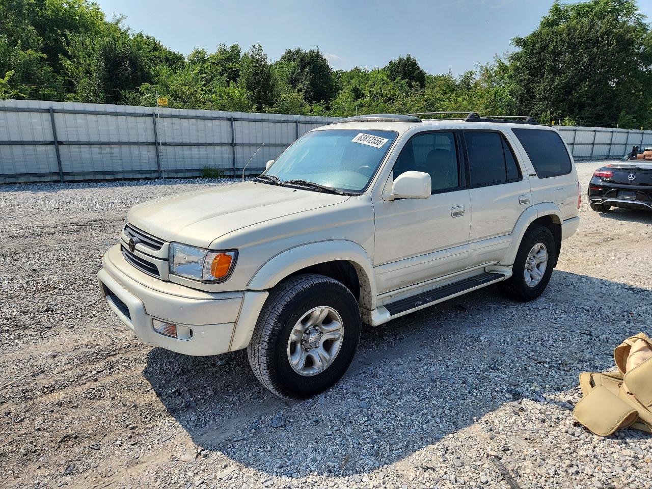 2002 Toyota 4runner Limited White vin: JT3HN87RX29072205