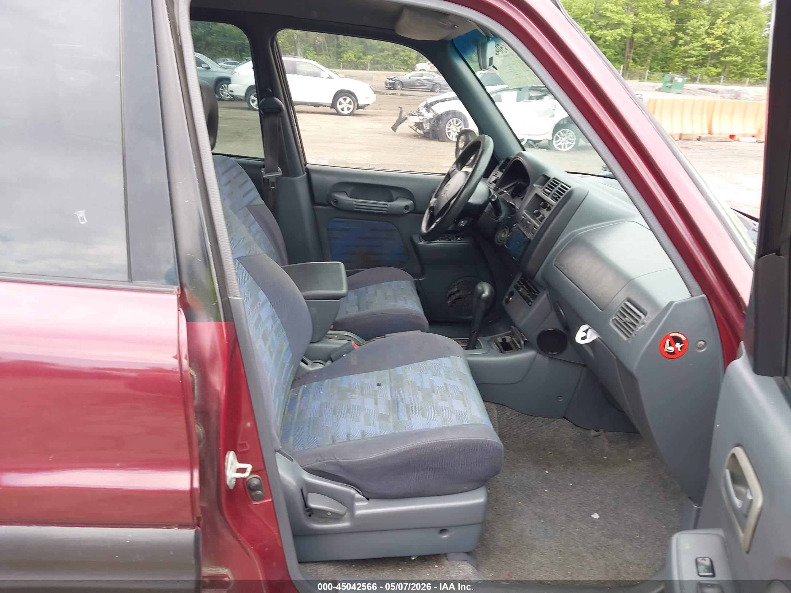 1997 Toyota Rav4   Red vin: JT3HP10V0V0120912