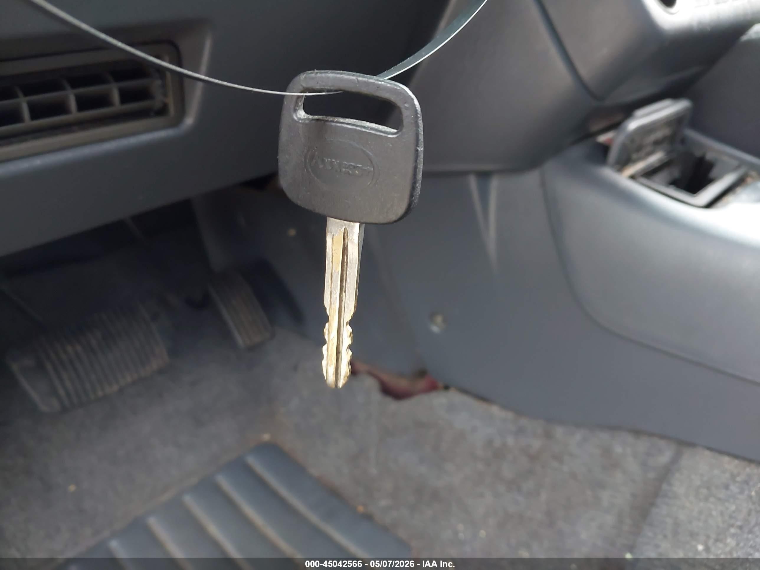 1997 Toyota Rav4   Red vin: JT3HP10V0V0120912
