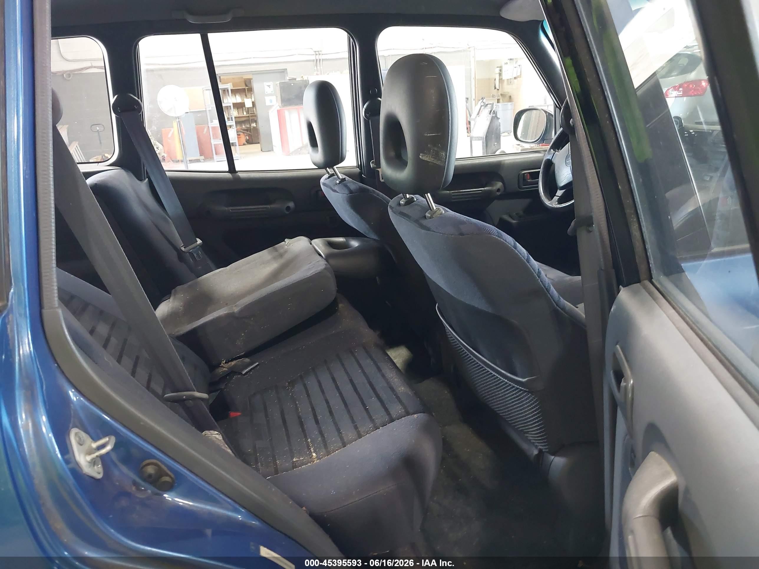 1997 Toyota Rav4   Blue vin: JT3HP10V0V7051551