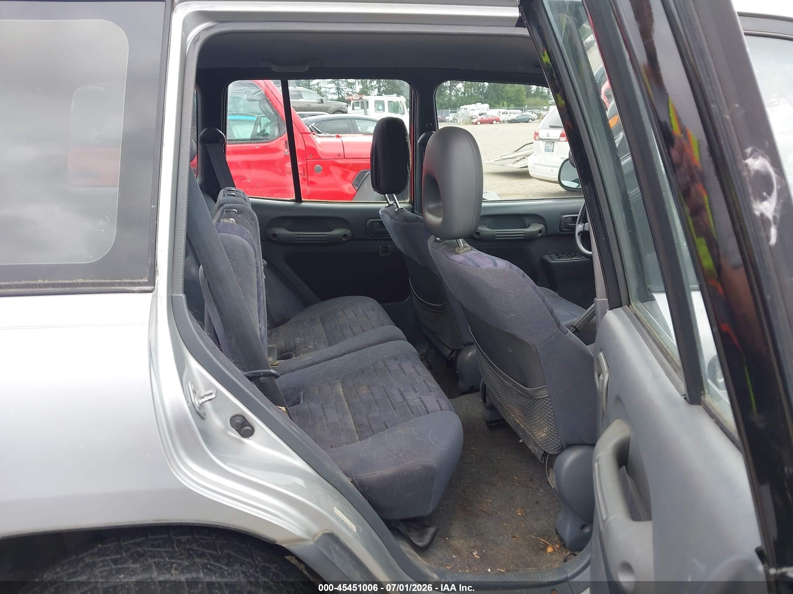 1997 Toyota Rav4   Silver vin: JT3HP10V0V7068771