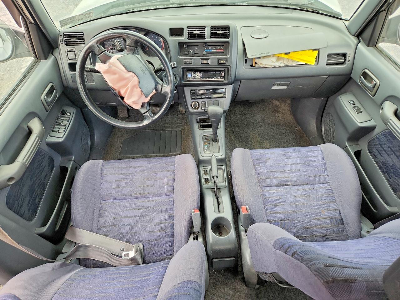 1997 Toyota Rav4 Base Silver vin: JT3HP10V1V7060033
