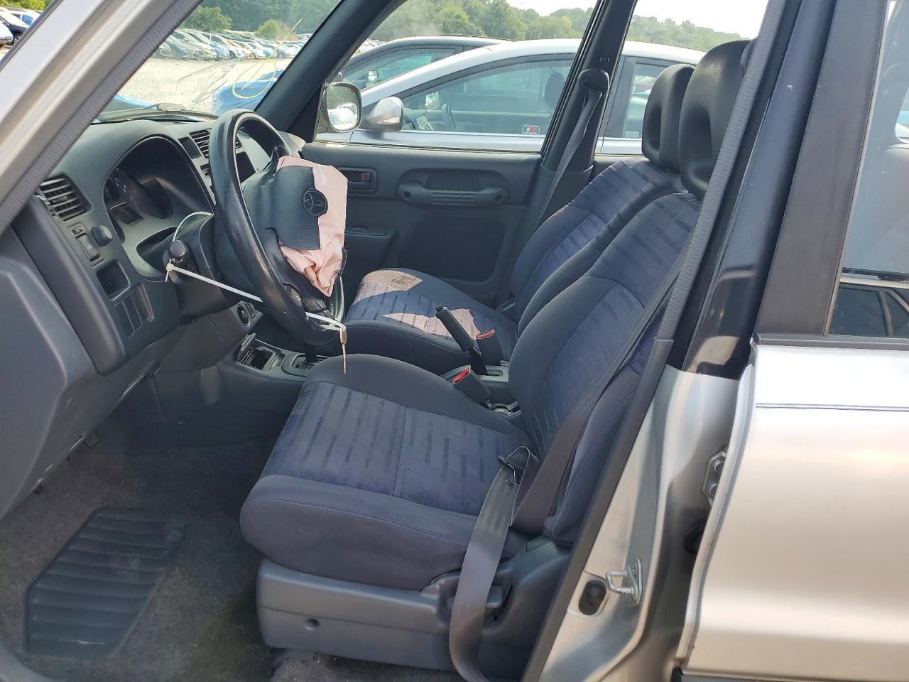 1997 Toyota Rav4 Base Silver vin: JT3HP10V1V7060033