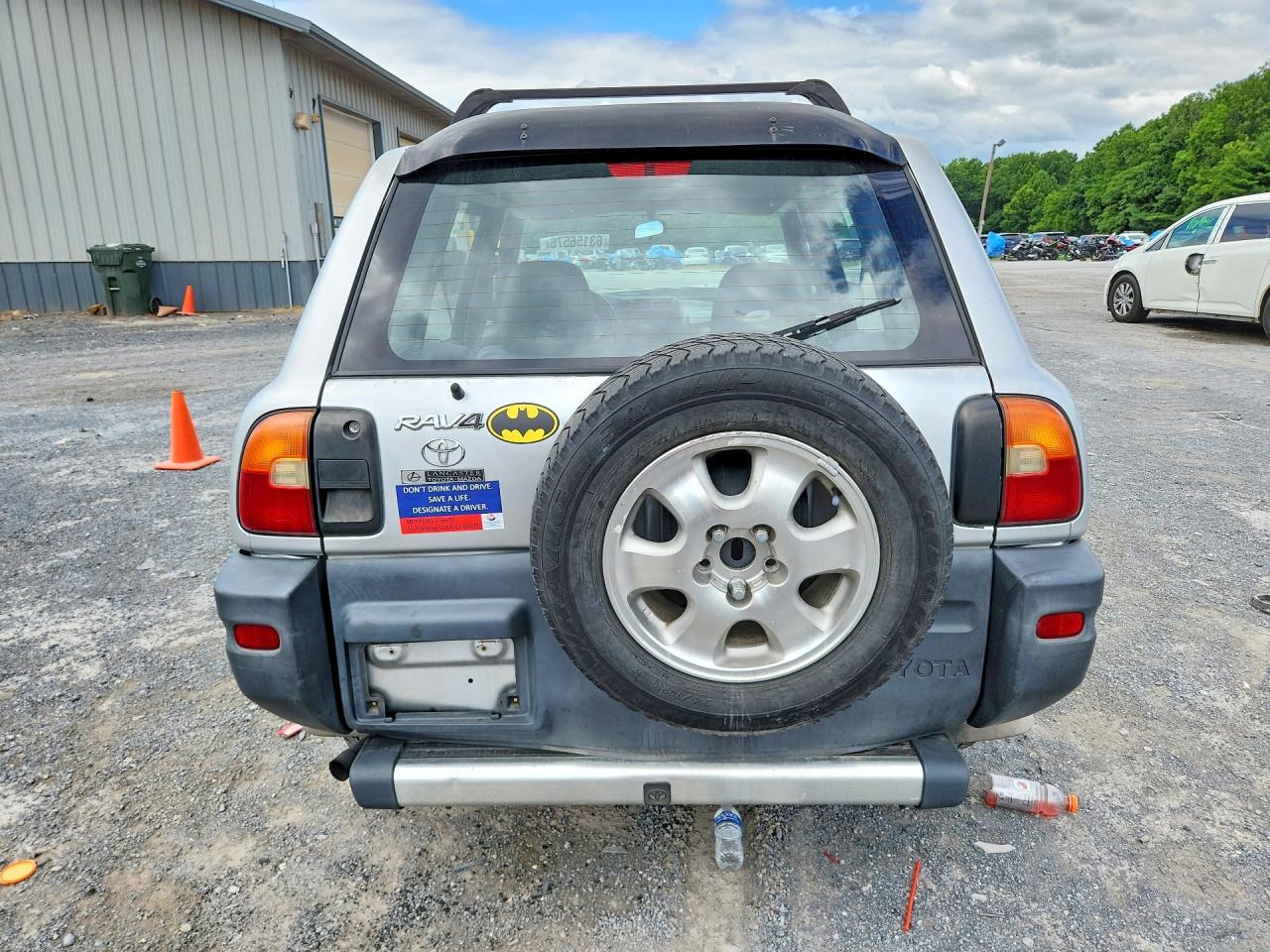 1997 Toyota Rav4 Base Silver vin: JT3HP10V1V7060033