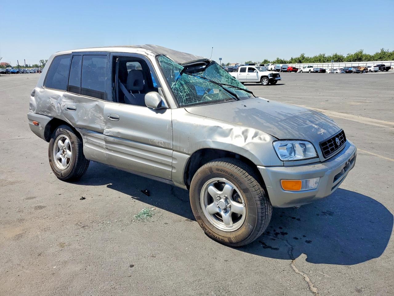 1999 Toyota Rav4 Base Серебряный vin: JT3HP10V1X7133260