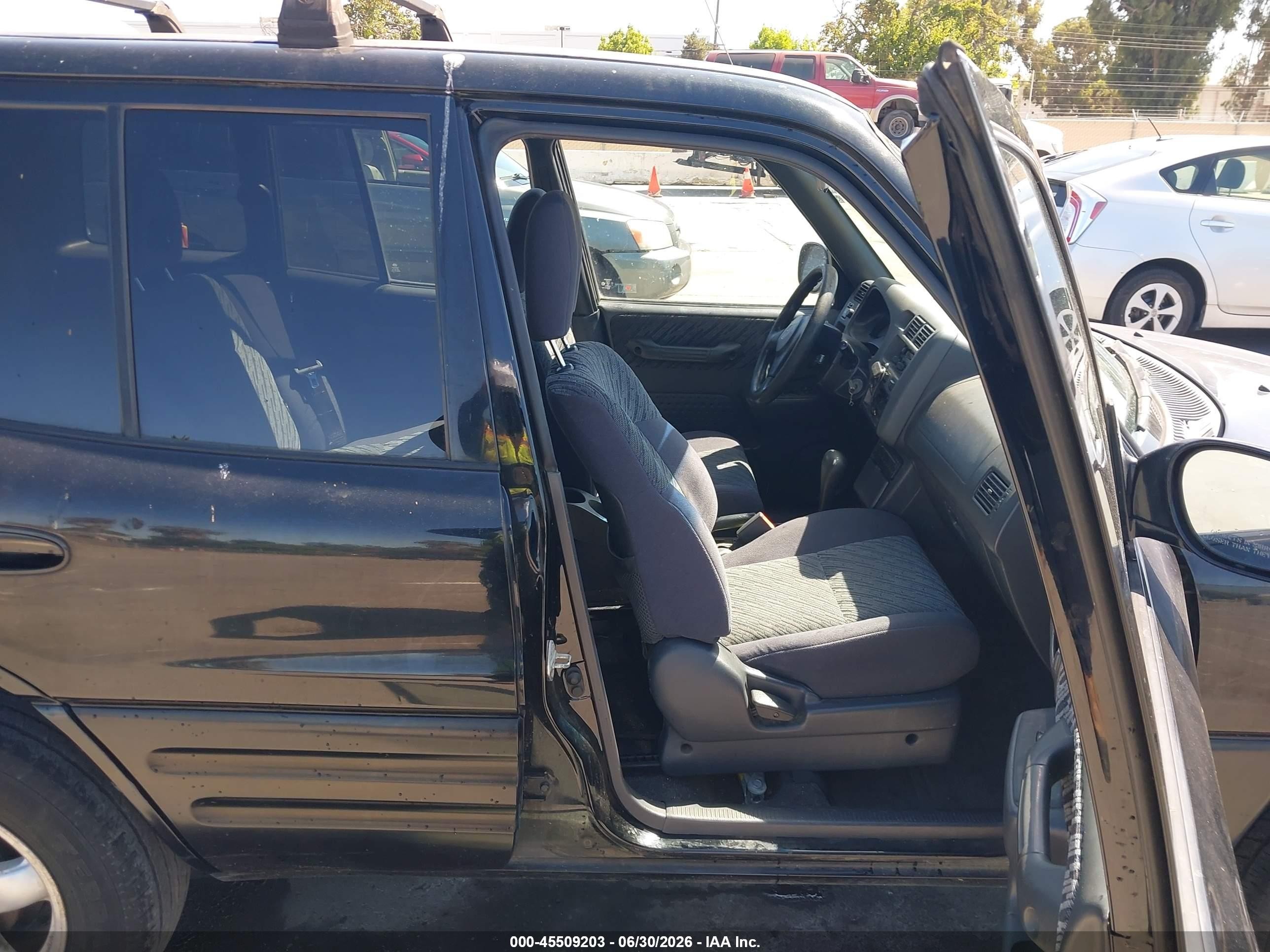 1999 Toyota Rav4   Black vin: JT3HP10V1X7149734