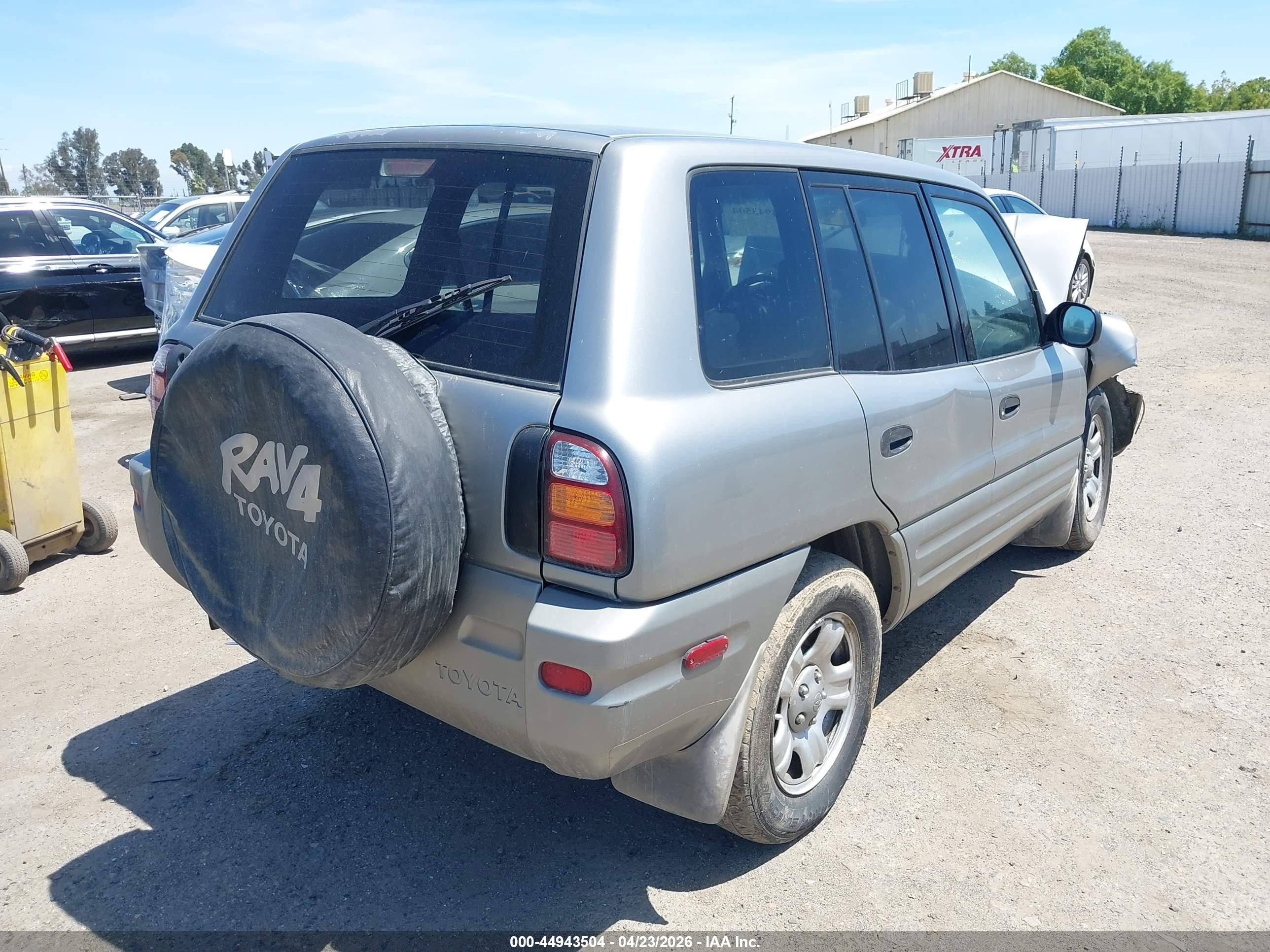 2000 Toyota Rav4   Silver vin: JT3HP10V2Y0242692
