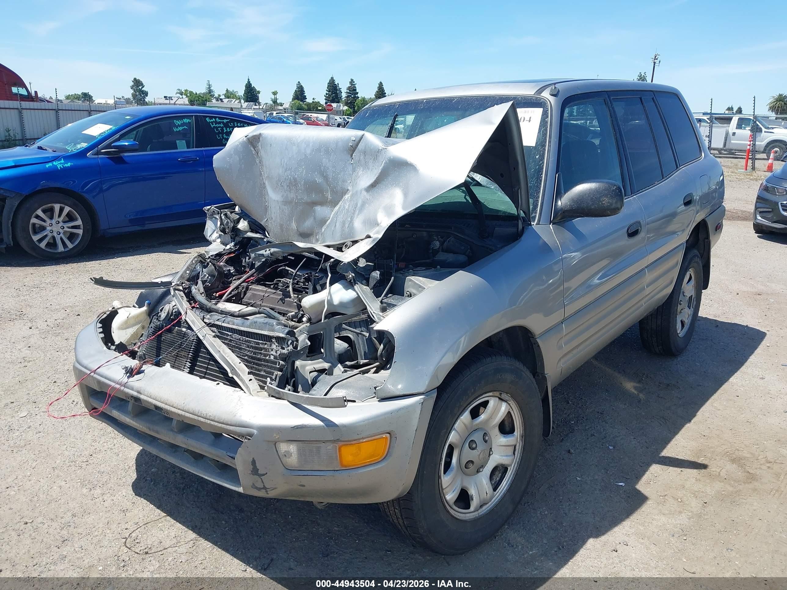 2000 Toyota Rav4   Silver vin: JT3HP10V2Y0242692