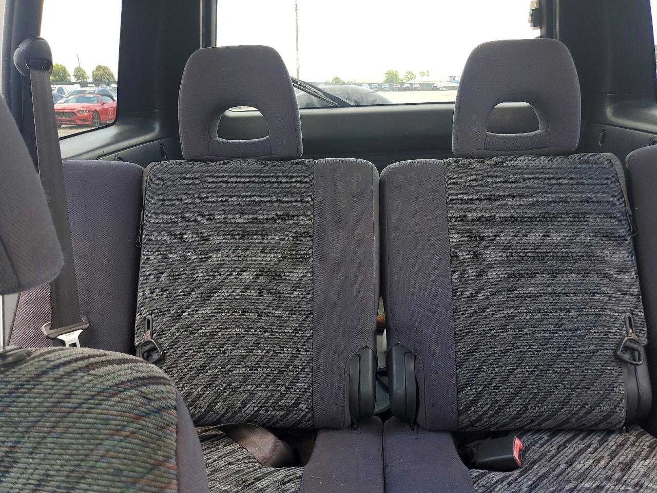 2000 Toyota Rav4 Base Silver vin: JT3HP10V2Y0243163