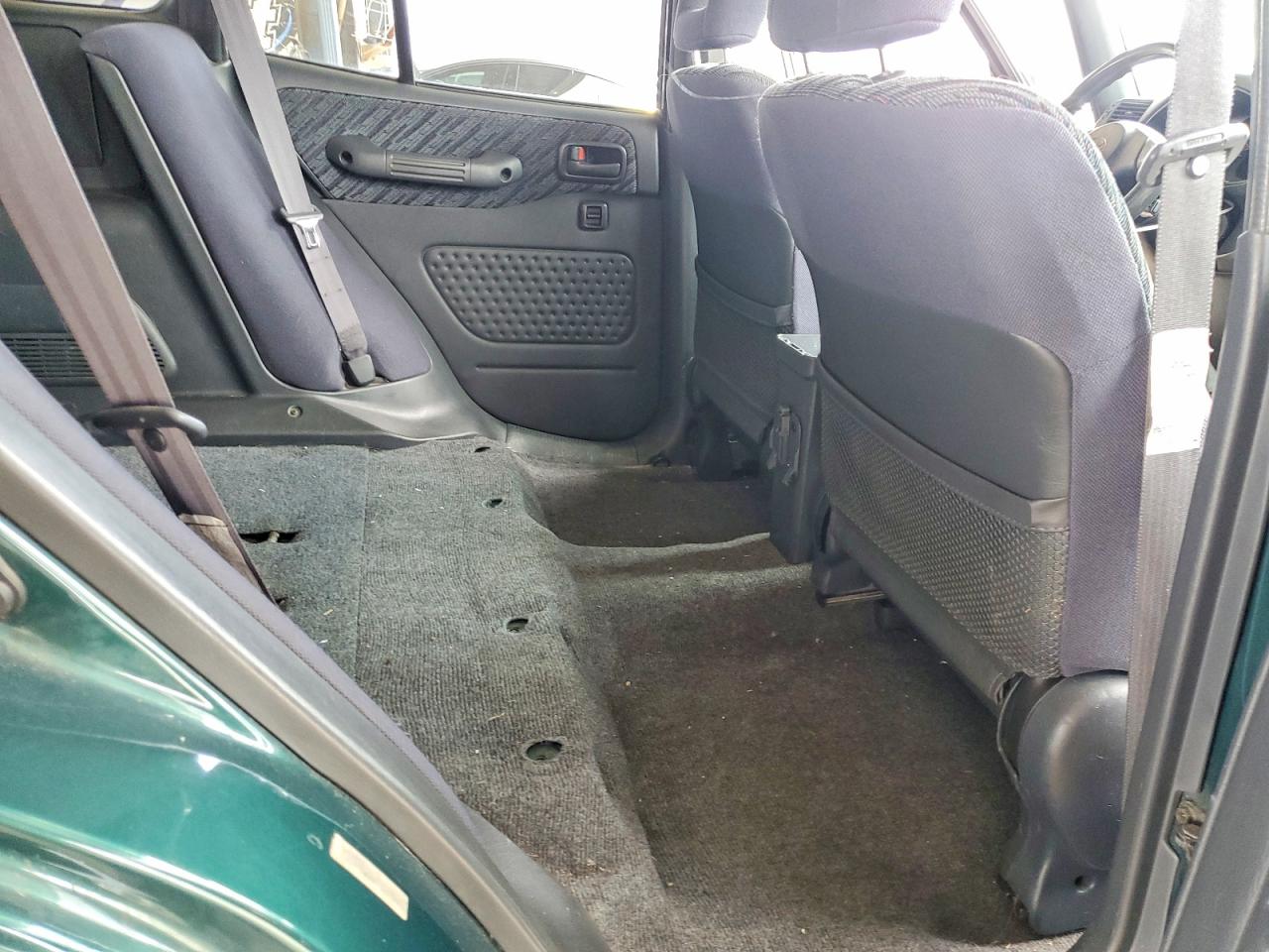 2000 Toyota Rav4 Base Зеленый vin: JT3HP10V2Y7168987