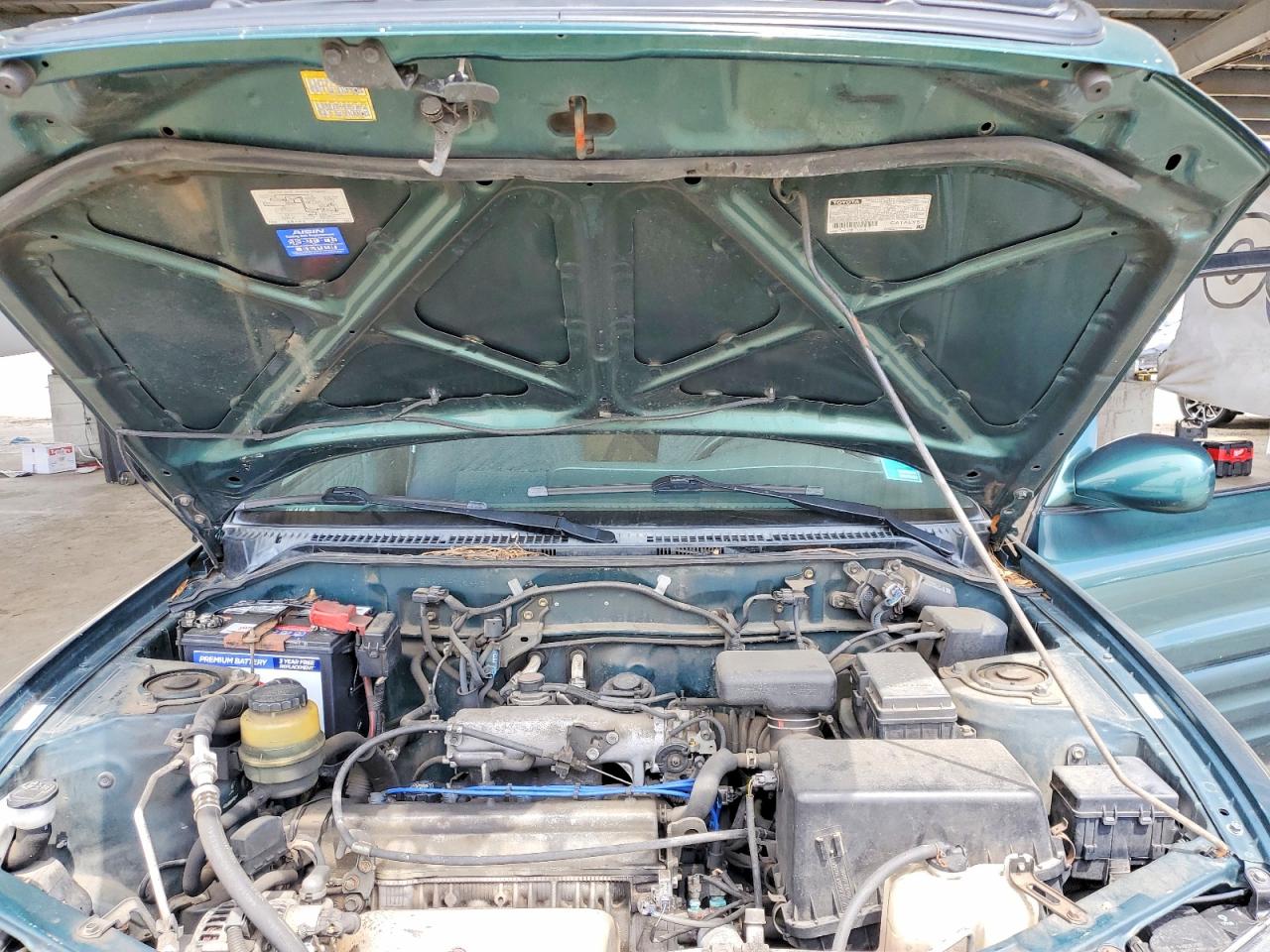 2000 Toyota Rav4 Base Зеленый vin: JT3HP10V2Y7168987