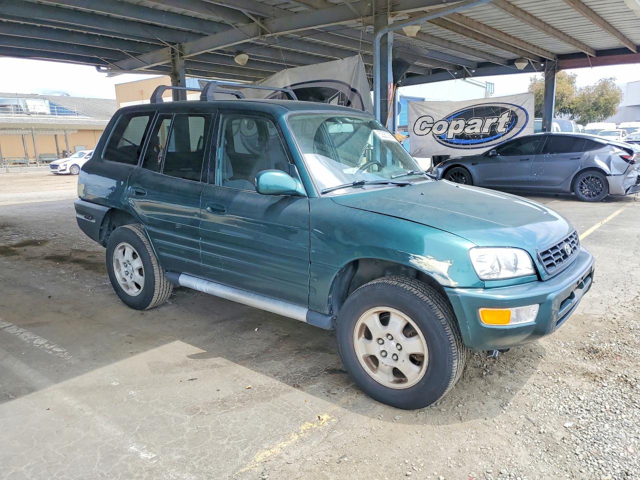 2000 Toyota Rav4 Base Зеленый vin: JT3HP10V2Y7168987