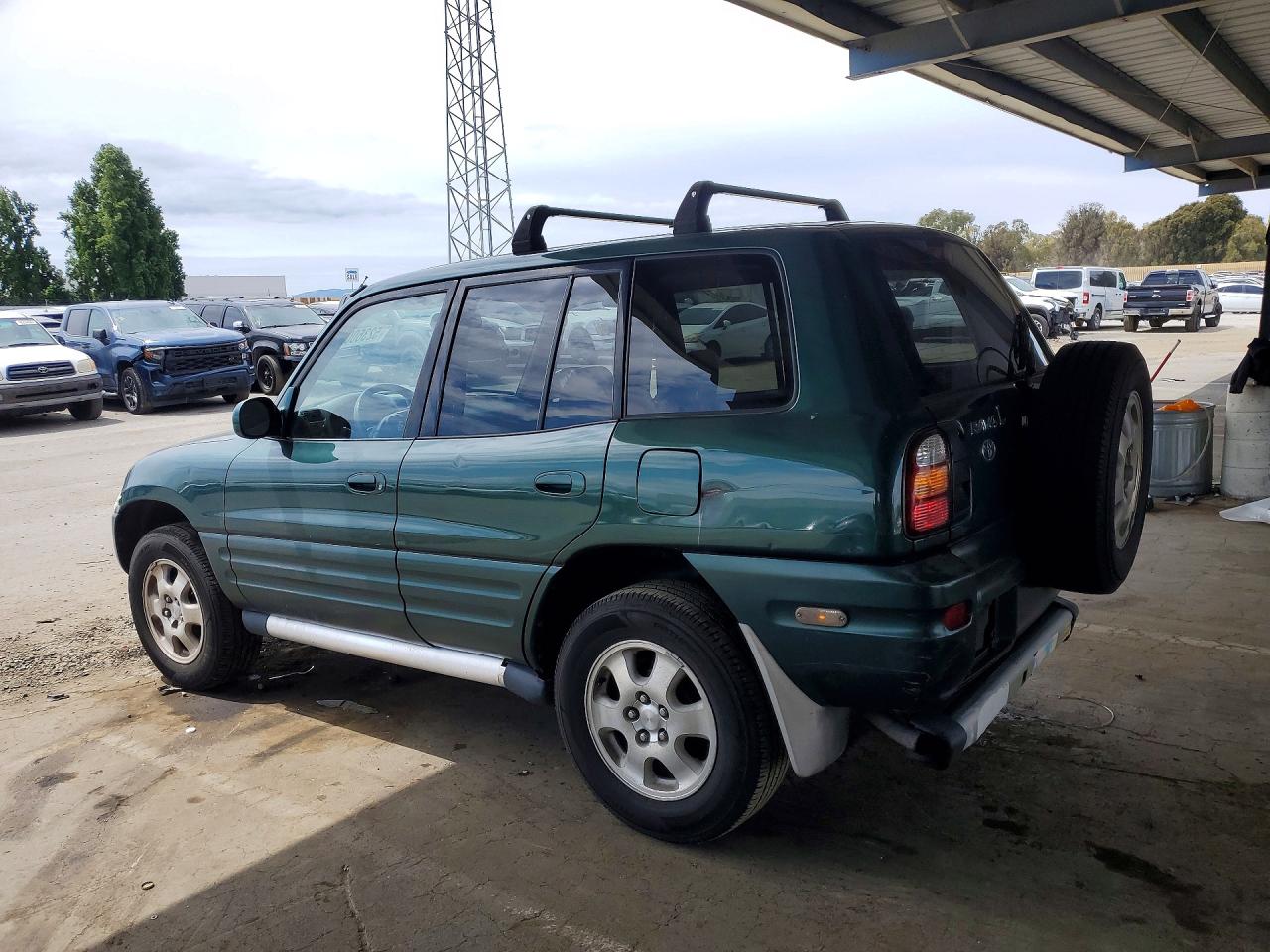 2000 Toyota Rav4 Base Зеленый vin: JT3HP10V2Y7168987