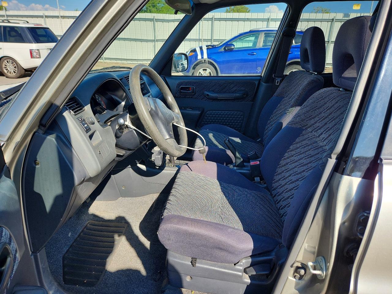 2000 Toyota Rav4 Base Silver vin: JT3HP10V2Y7170075