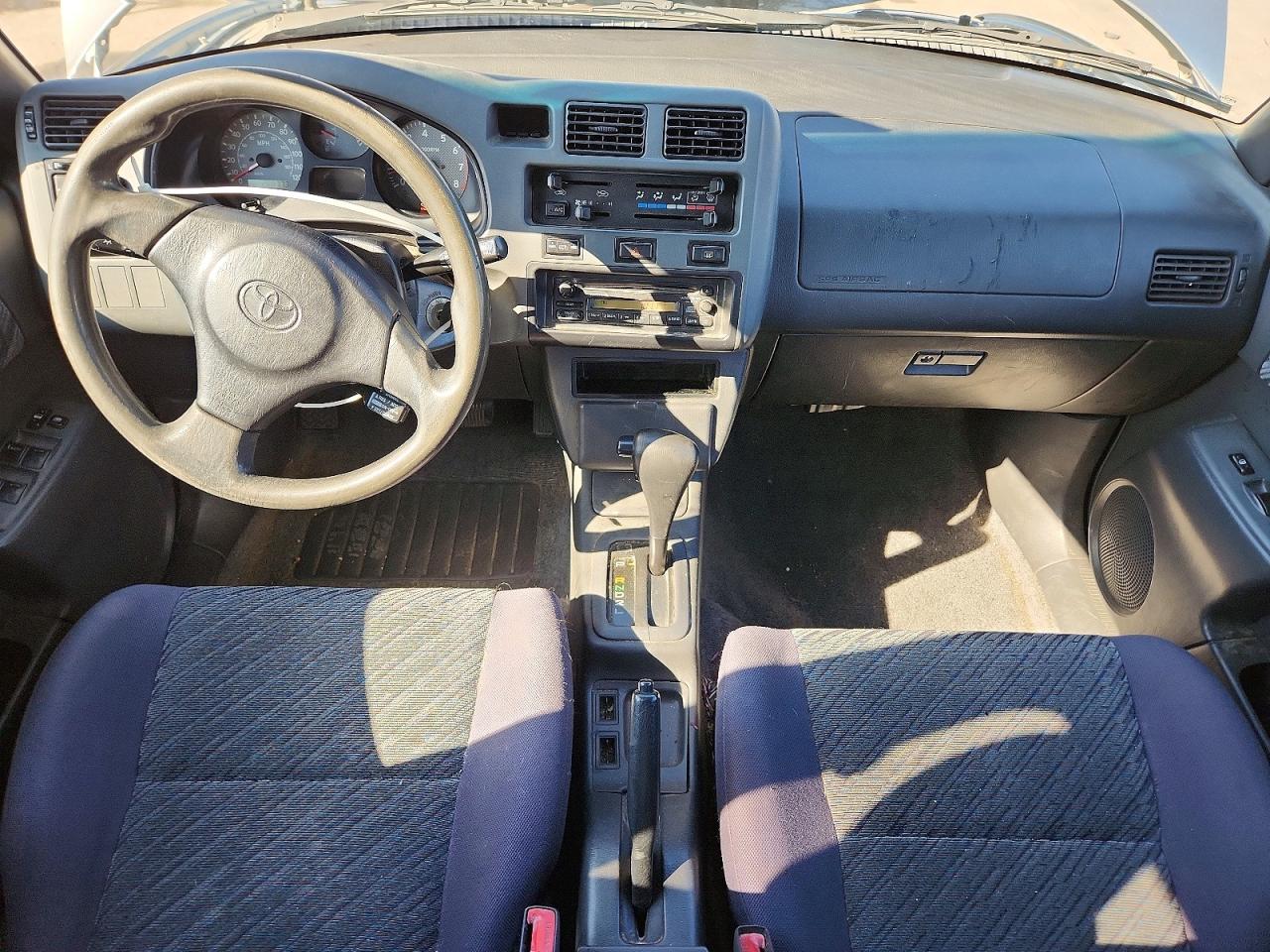 2000 Toyota Rav4 Base Silver vin: JT3HP10V2Y7170075