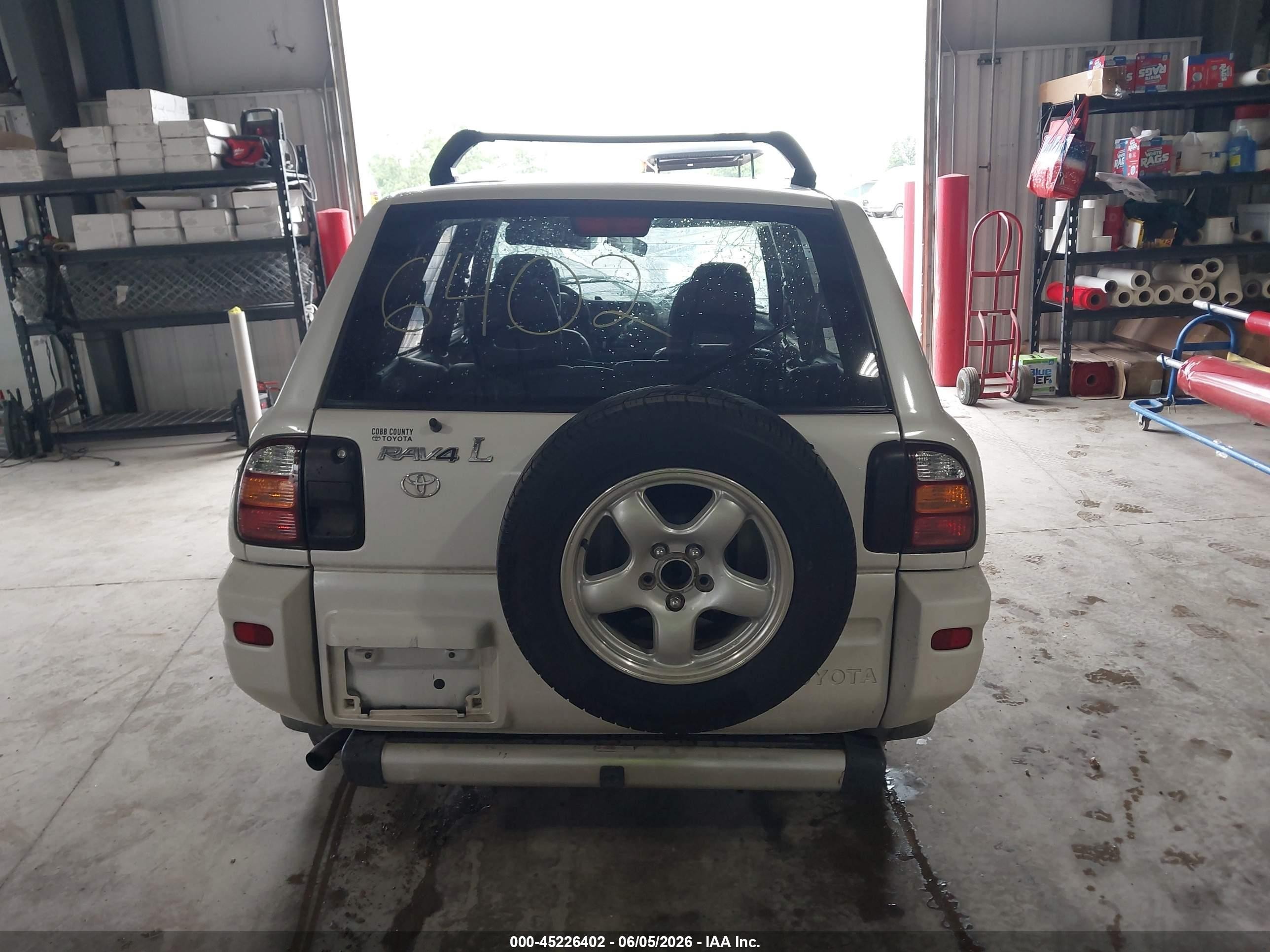 1999 Toyota Rav4   White vin: JT3HP10V3X7140453