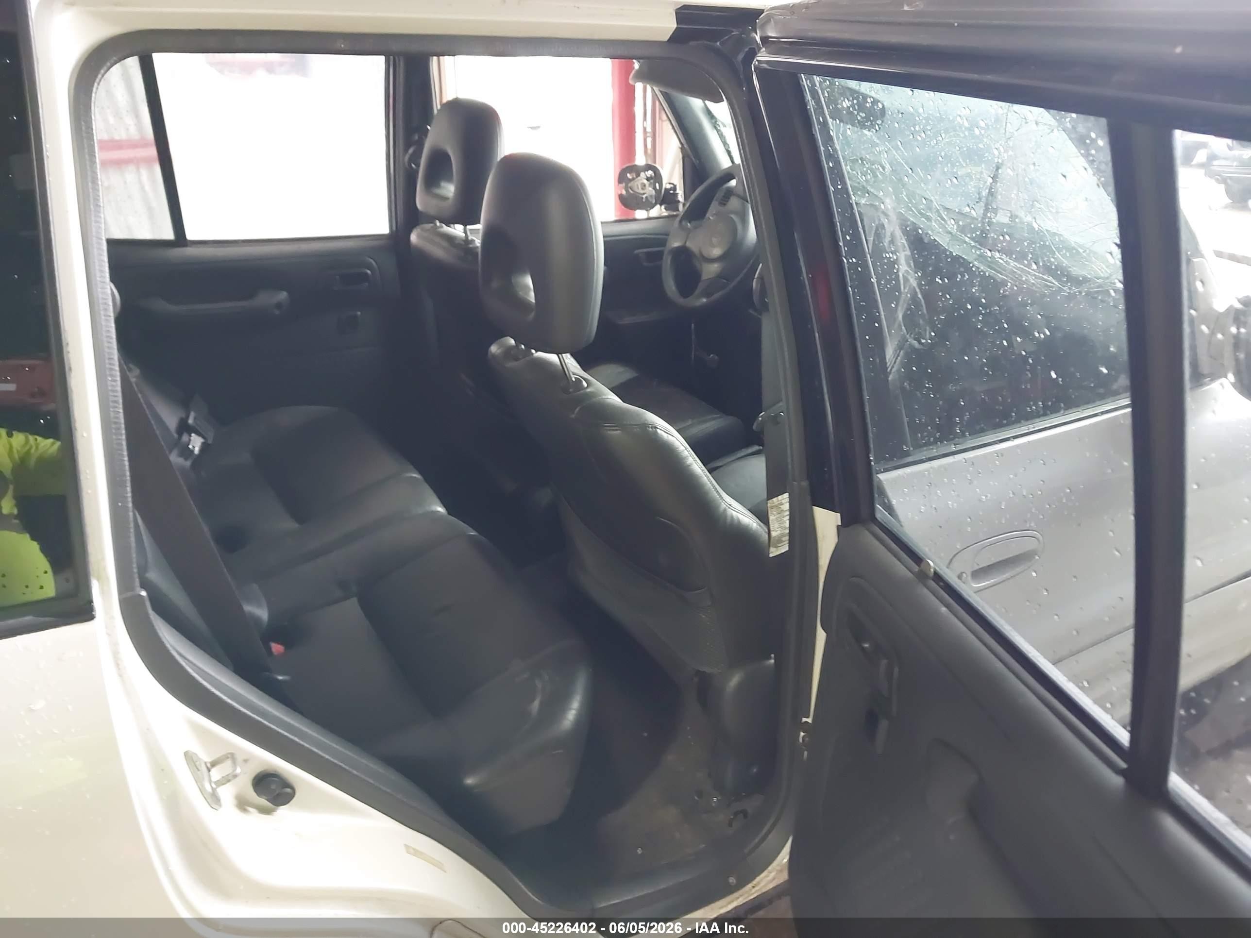1999 Toyota Rav4   White vin: JT3HP10V3X7140453