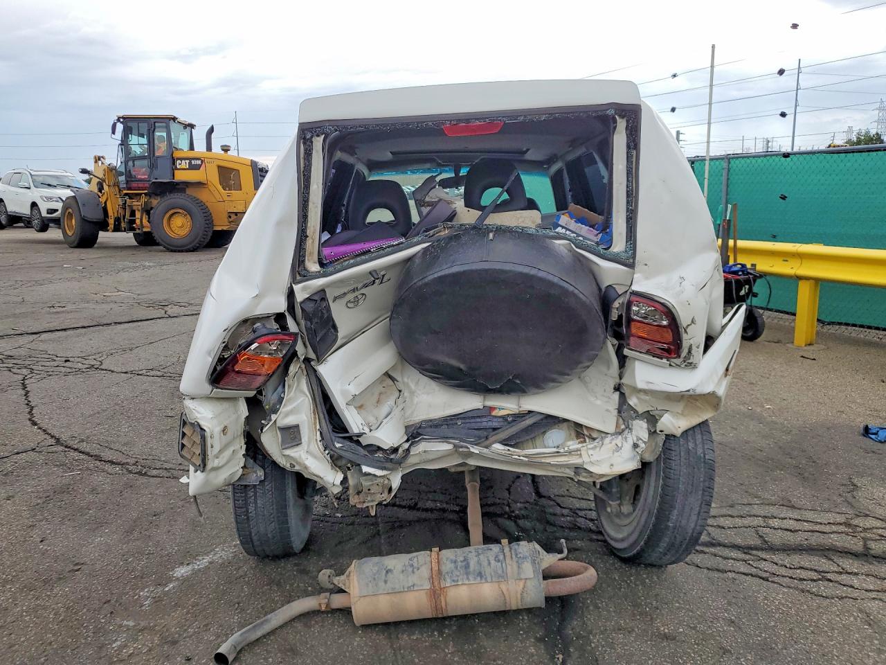 2000 Toyota Rav4 Base White vin: JT3HP10V4Y7155982