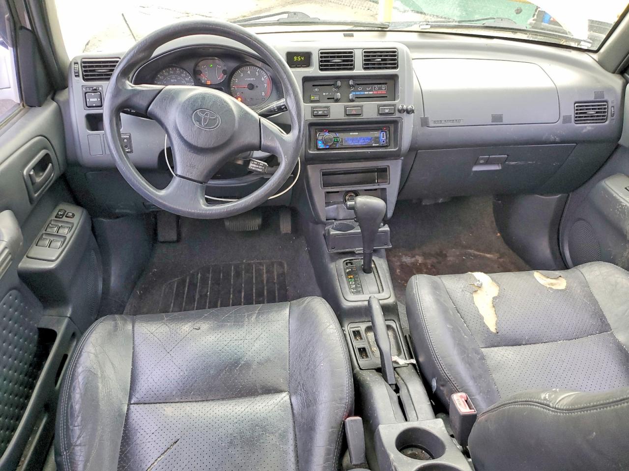2000 Toyota Rav4 Base White vin: JT3HP10V4Y7155982