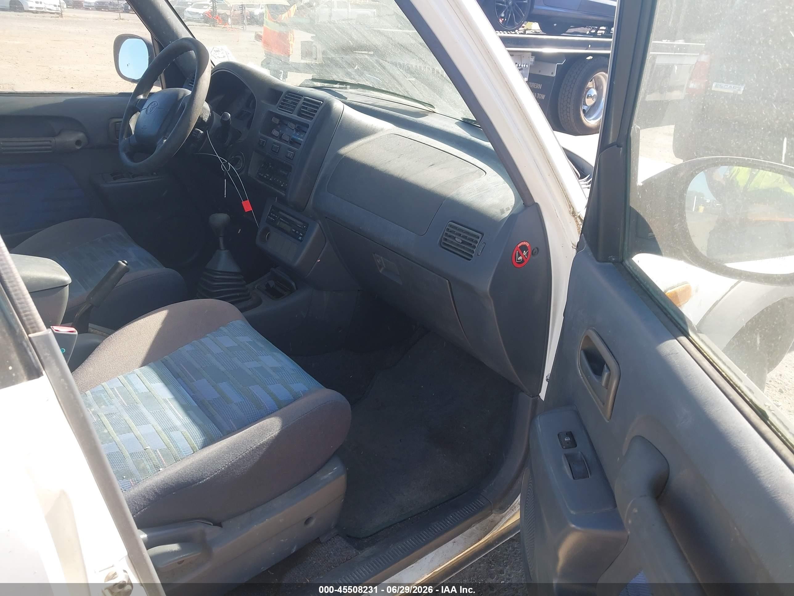 1997 Toyota Rav4   White vin: JT3HP10V5V0118265