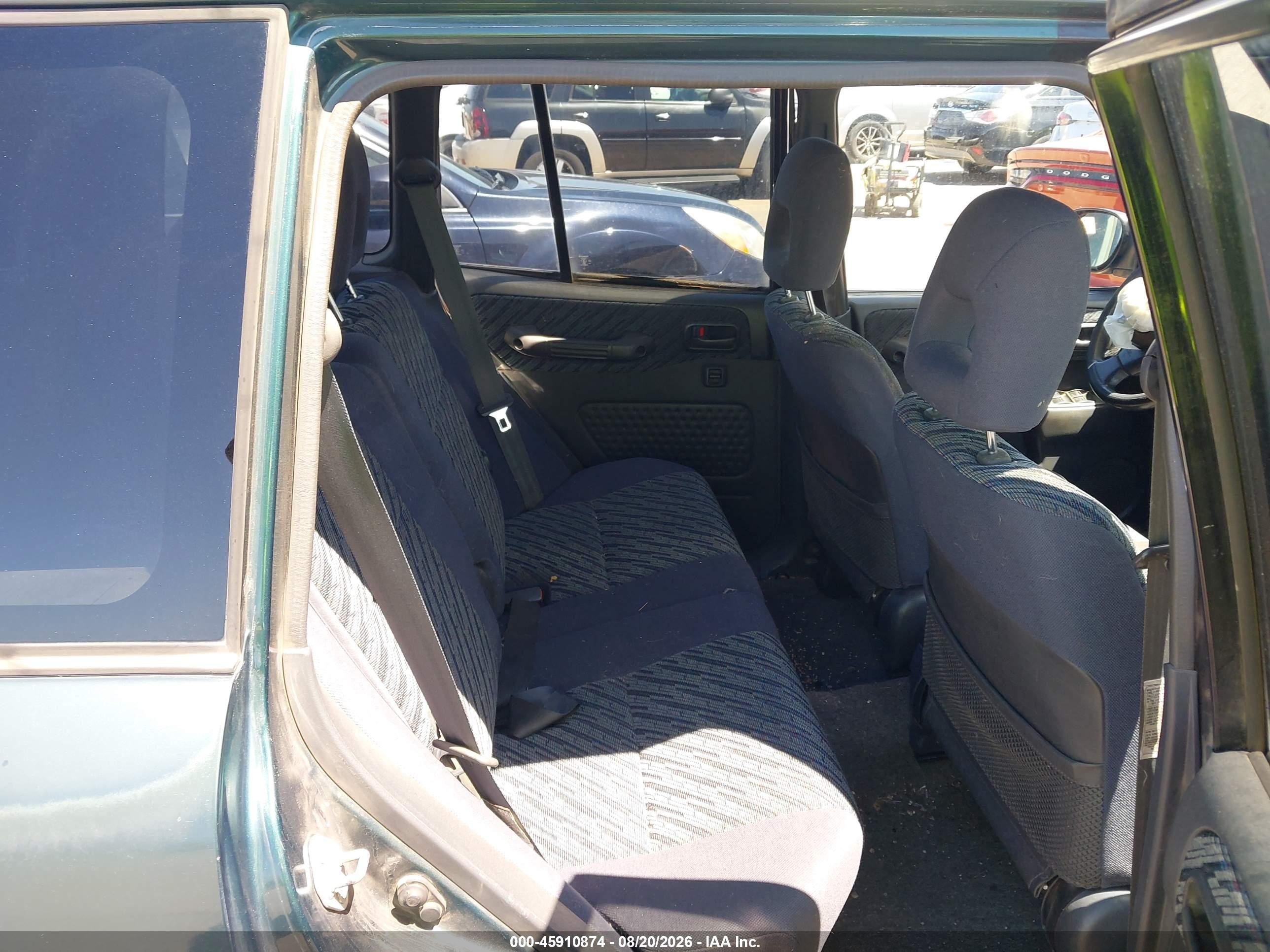 1998 Toyota Rav4   Green vin: JT3HP10V5W0188561