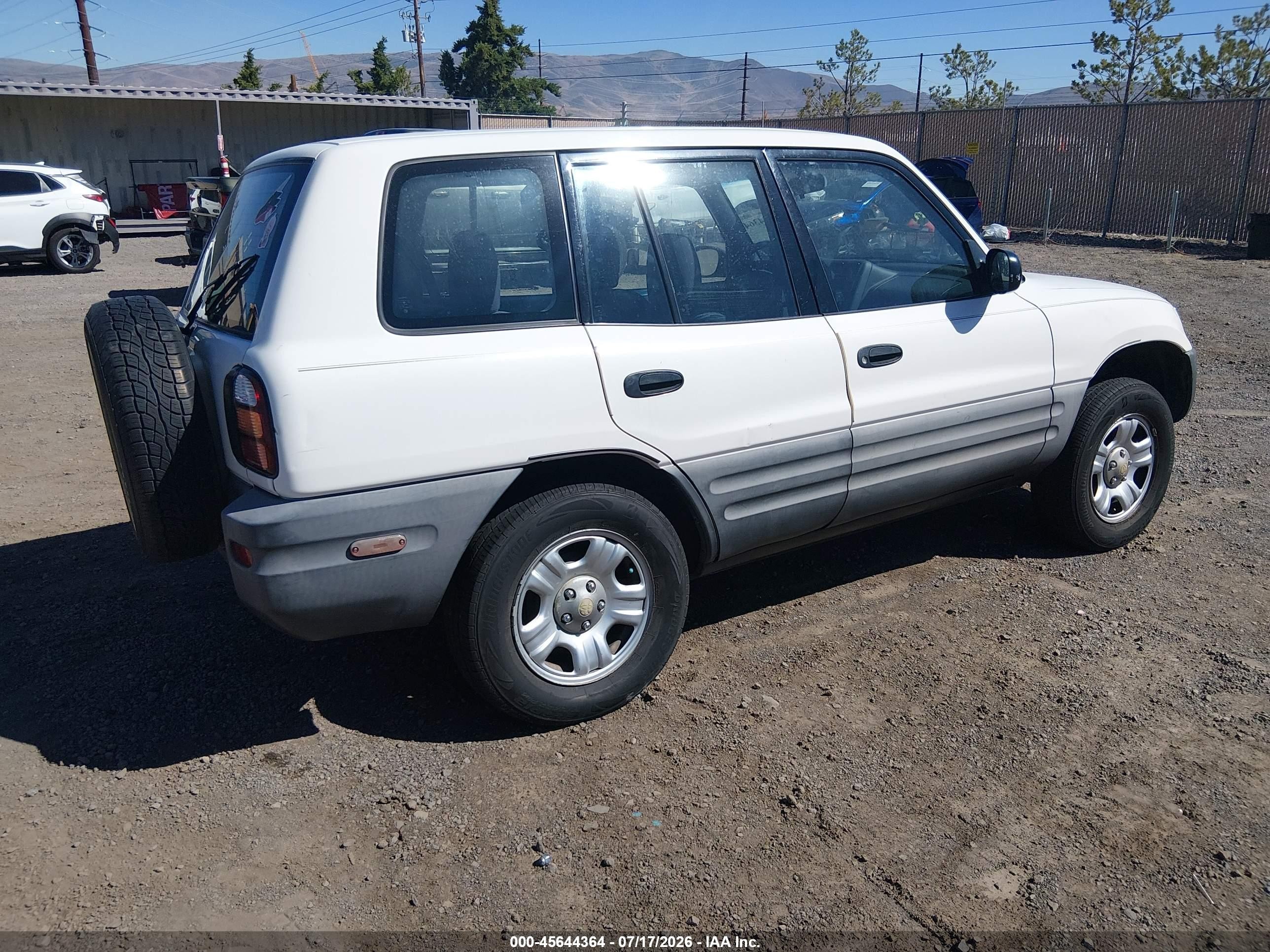 1999 Toyota Rav4   Белый vin: JT3HP10V5X0213041