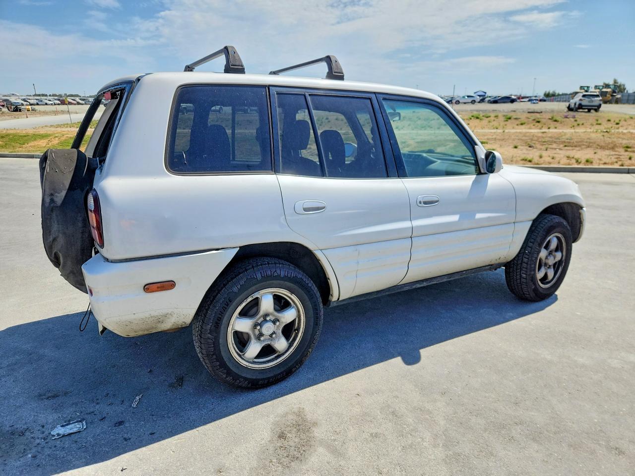 1999 Toyota Rav4 Base White vin: JT3HP10V5X7149722