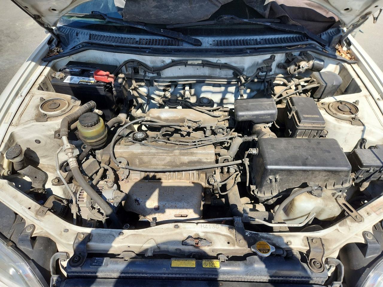 1999 Toyota Rav4 Base White vin: JT3HP10V5X7149722