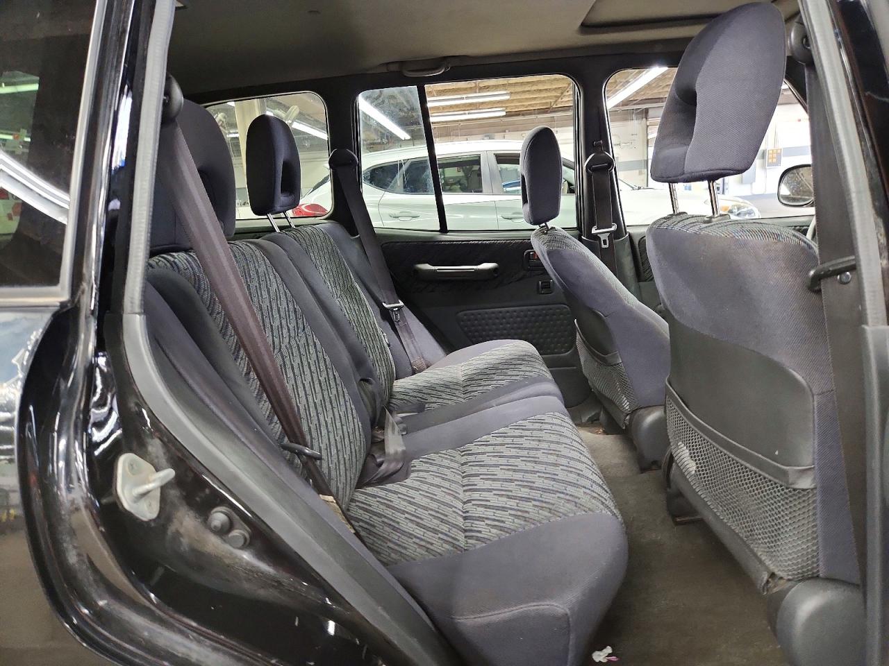 2000 Toyota Rav4 Base Черный vin: JT3HP10V5Y7151844