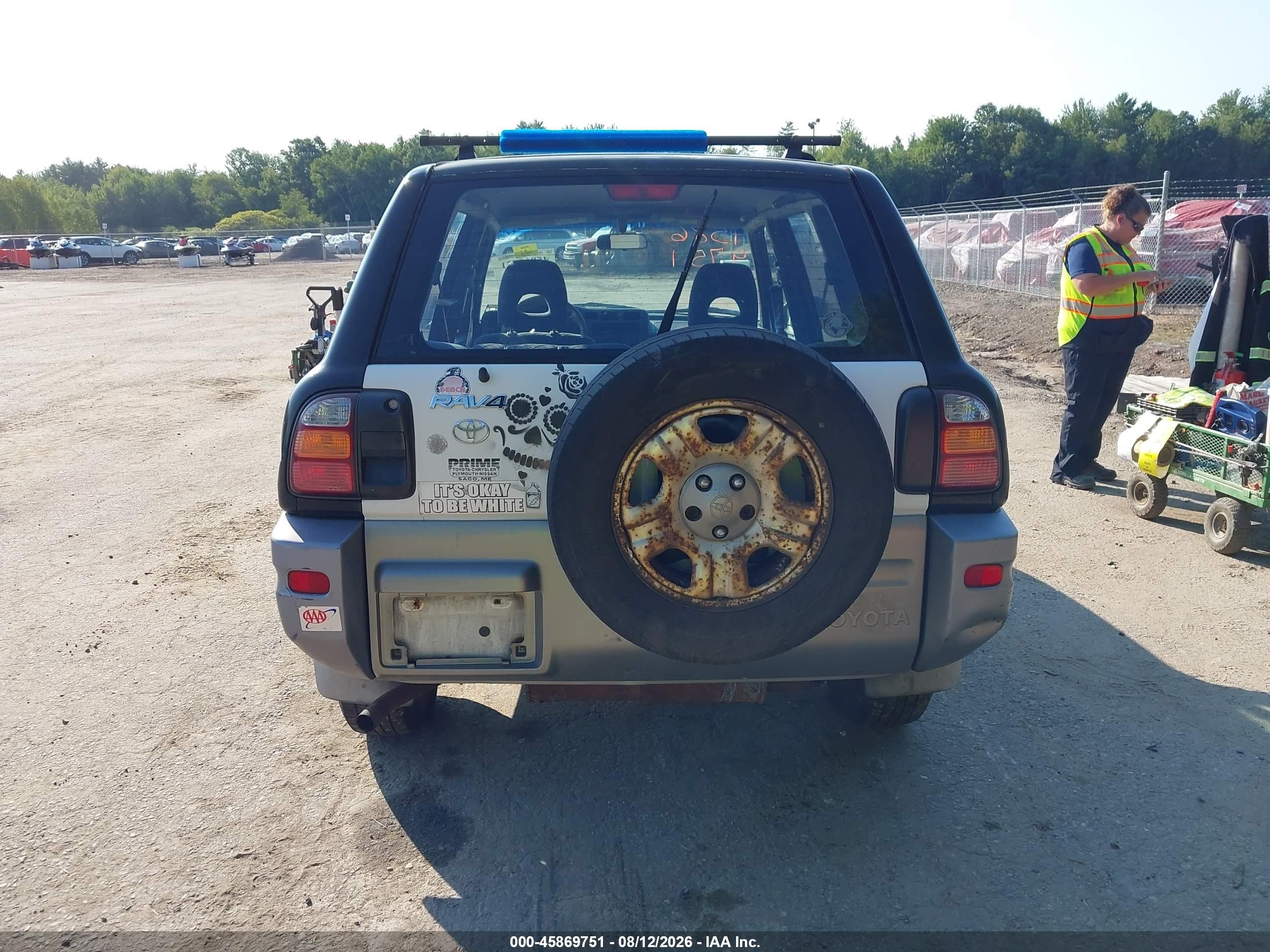 2000 Toyota Rav4   Black vin: JT3HP10V5Y7168529